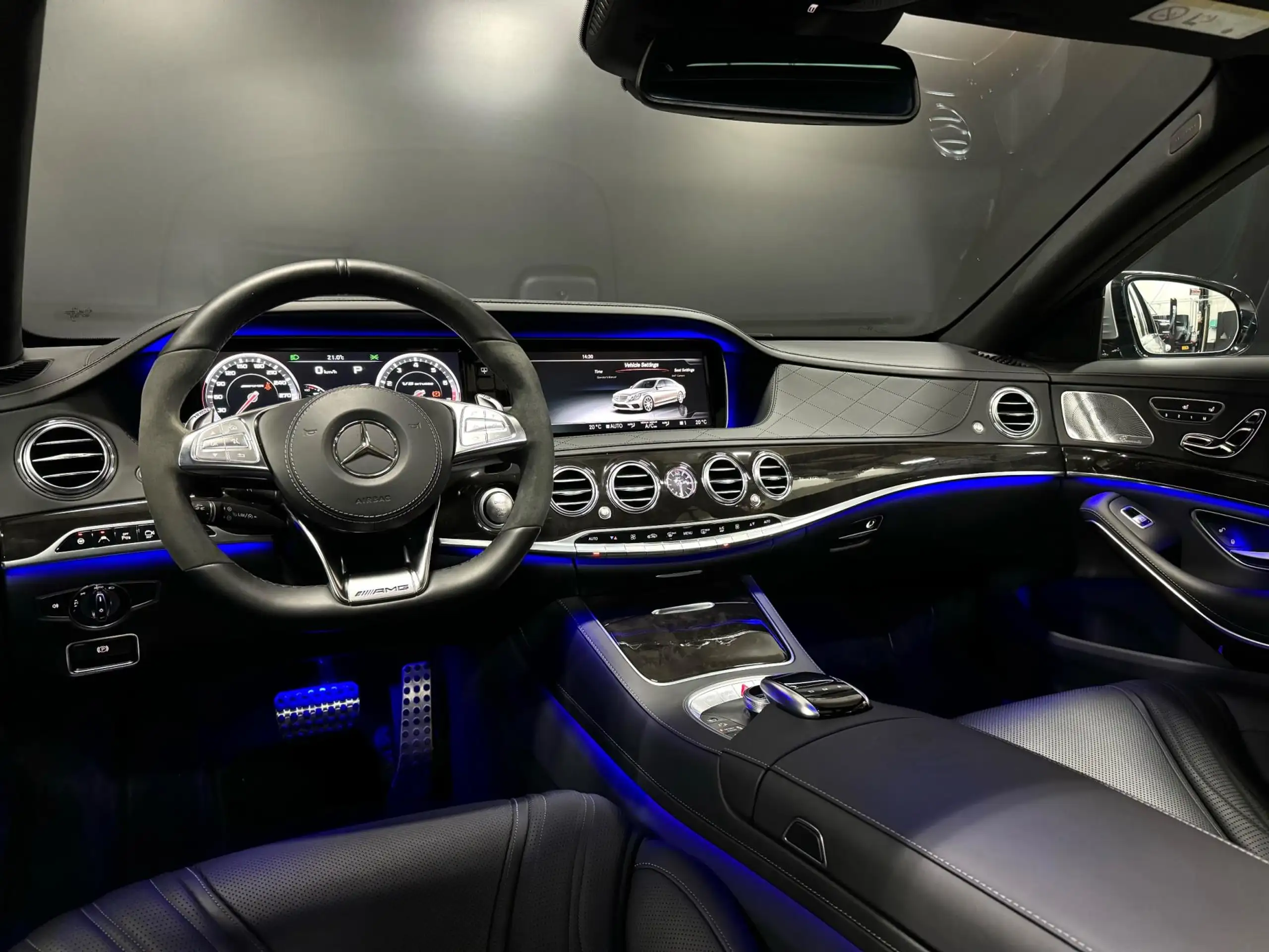 Mercedes-Benz - S 63 AMG