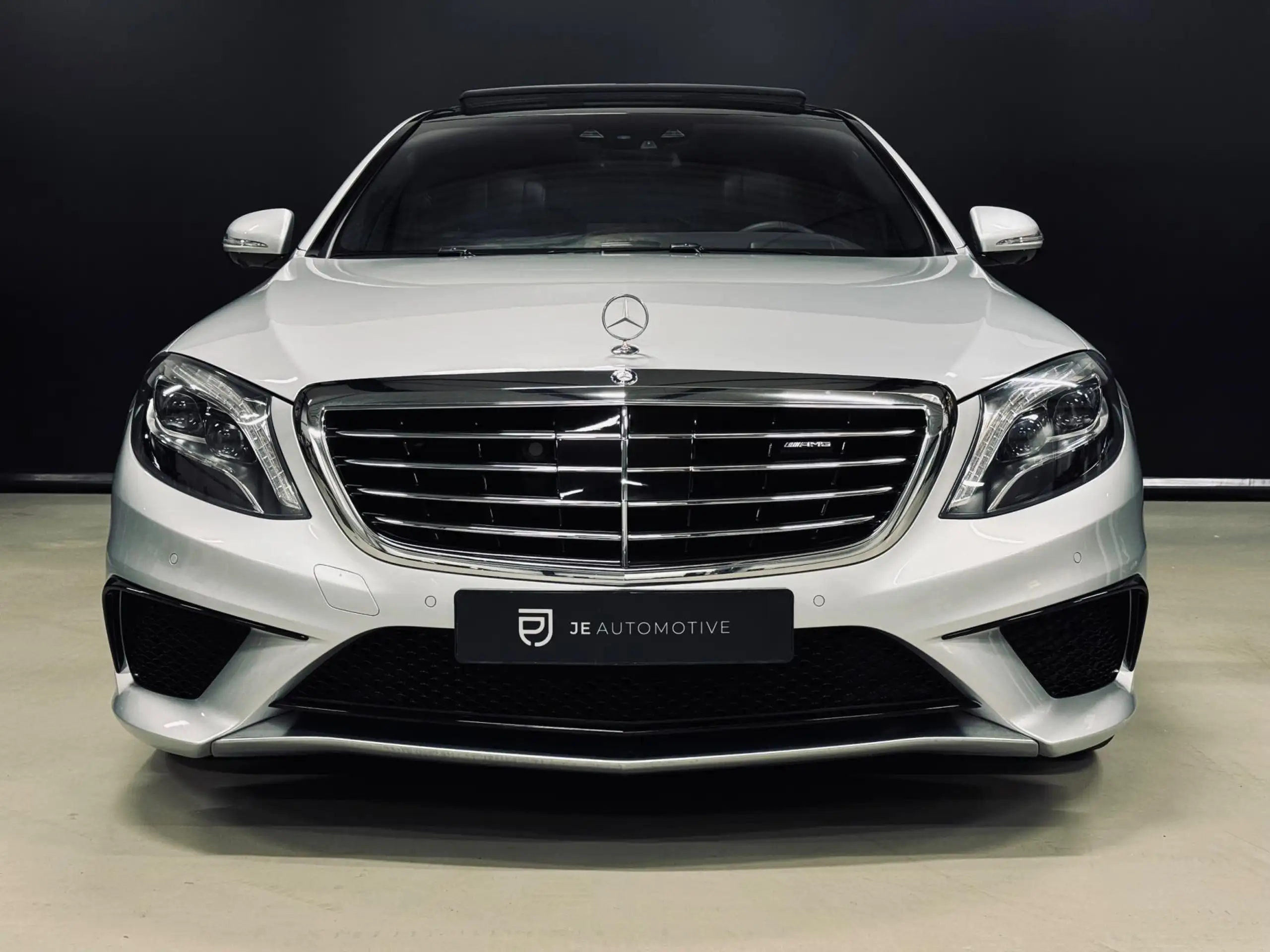 Mercedes-Benz - S 63 AMG