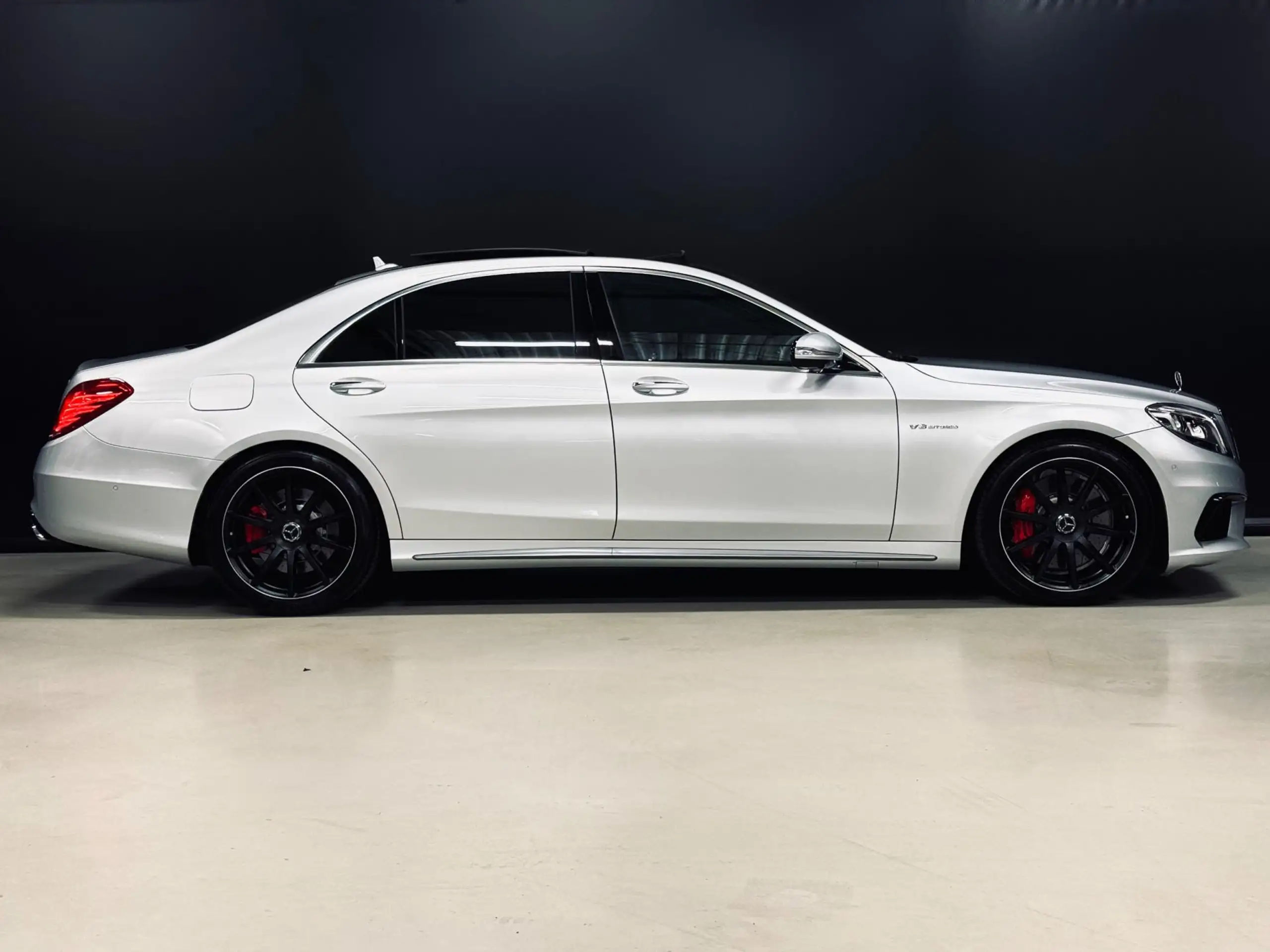 Mercedes-Benz - S 63 AMG