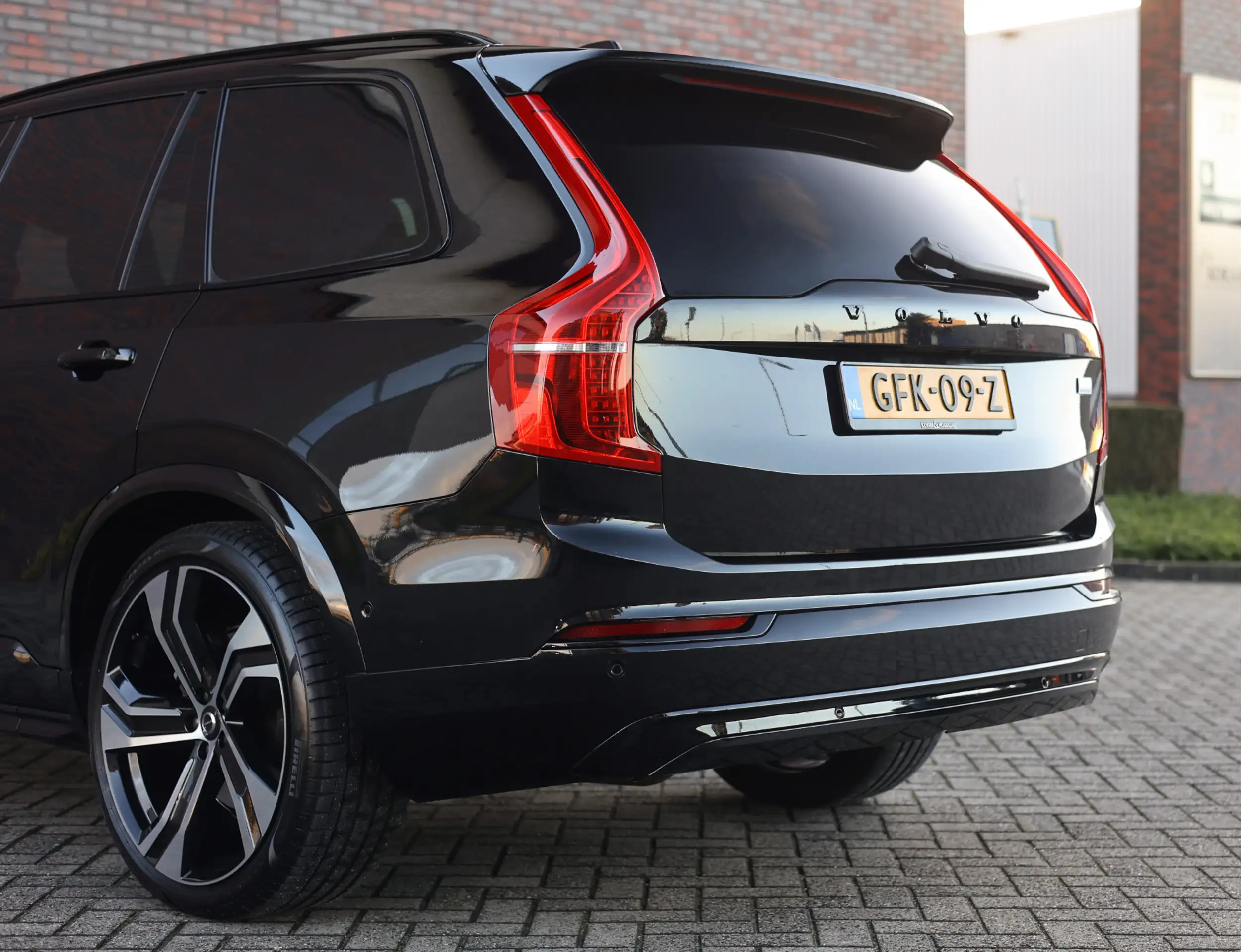 Volvo - XC90