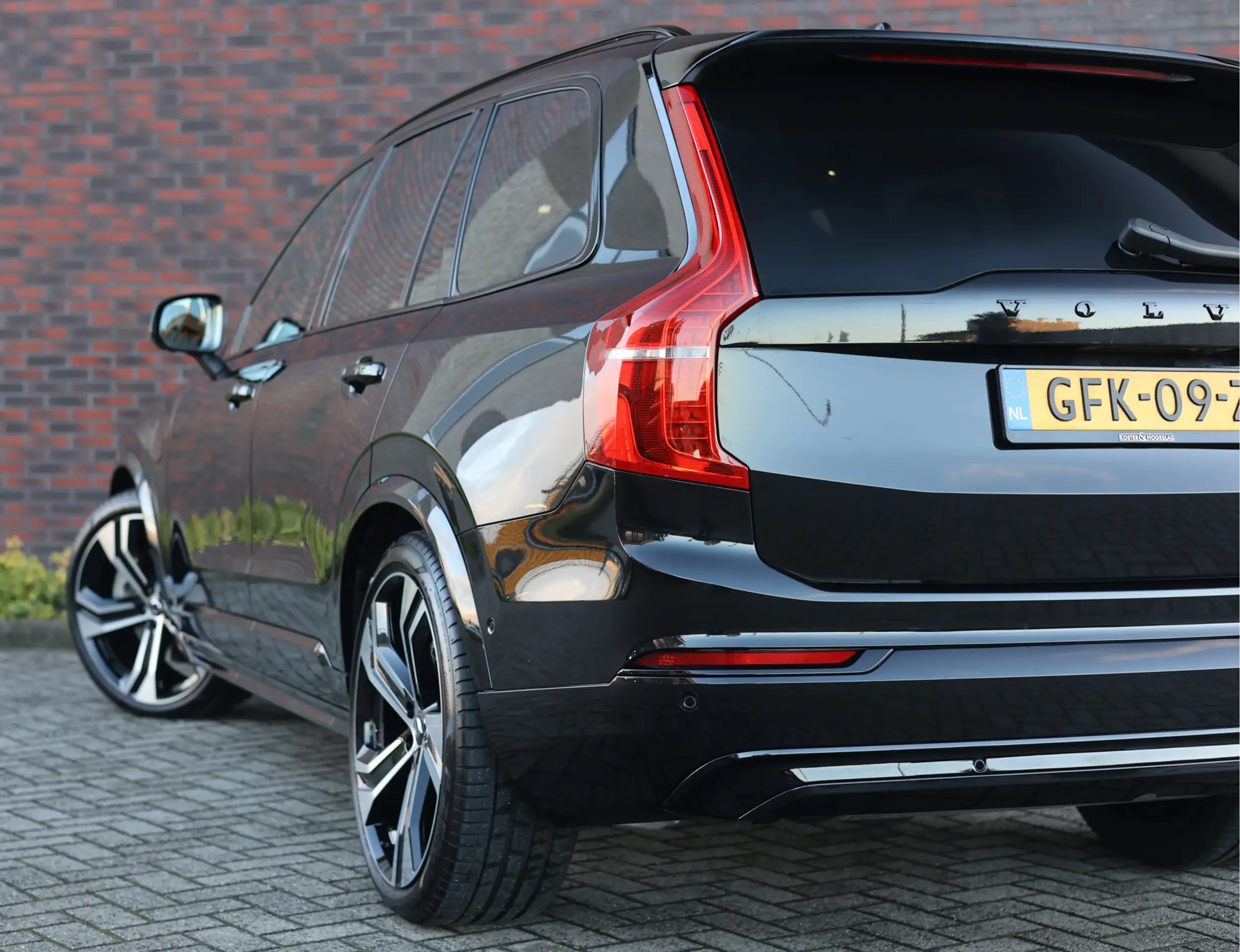 Volvo - XC90