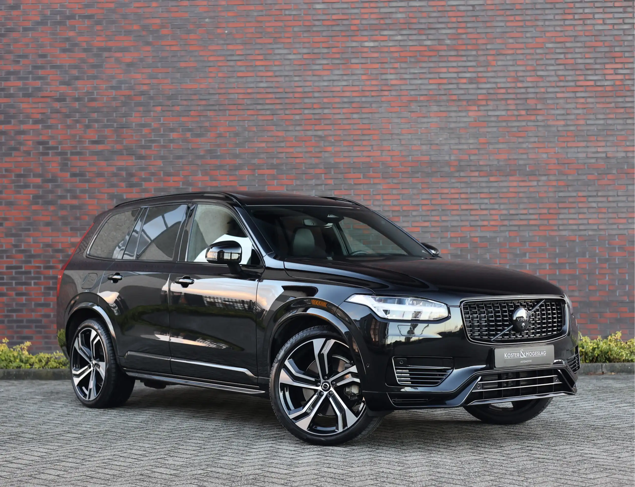 Volvo - XC90