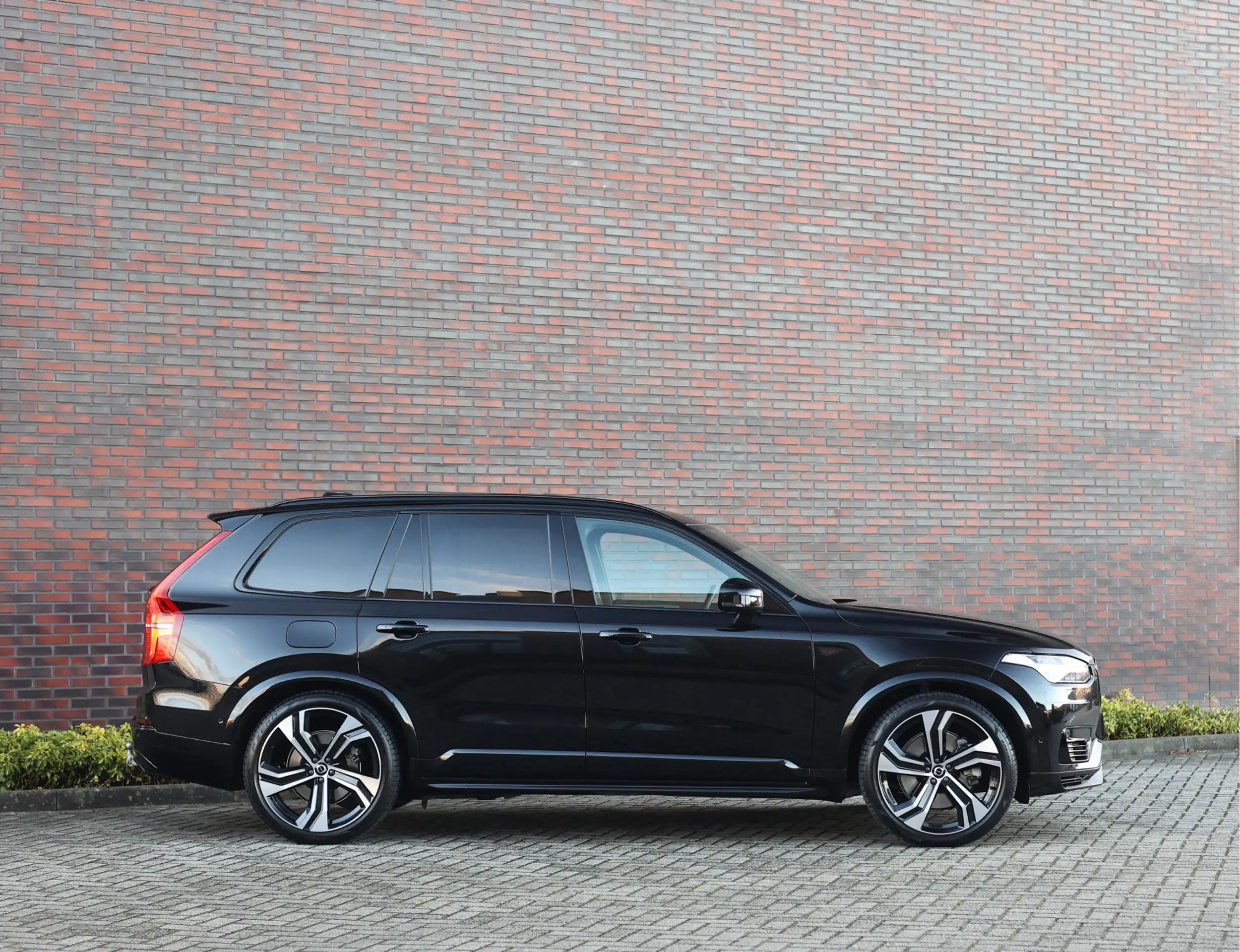 Volvo - XC90