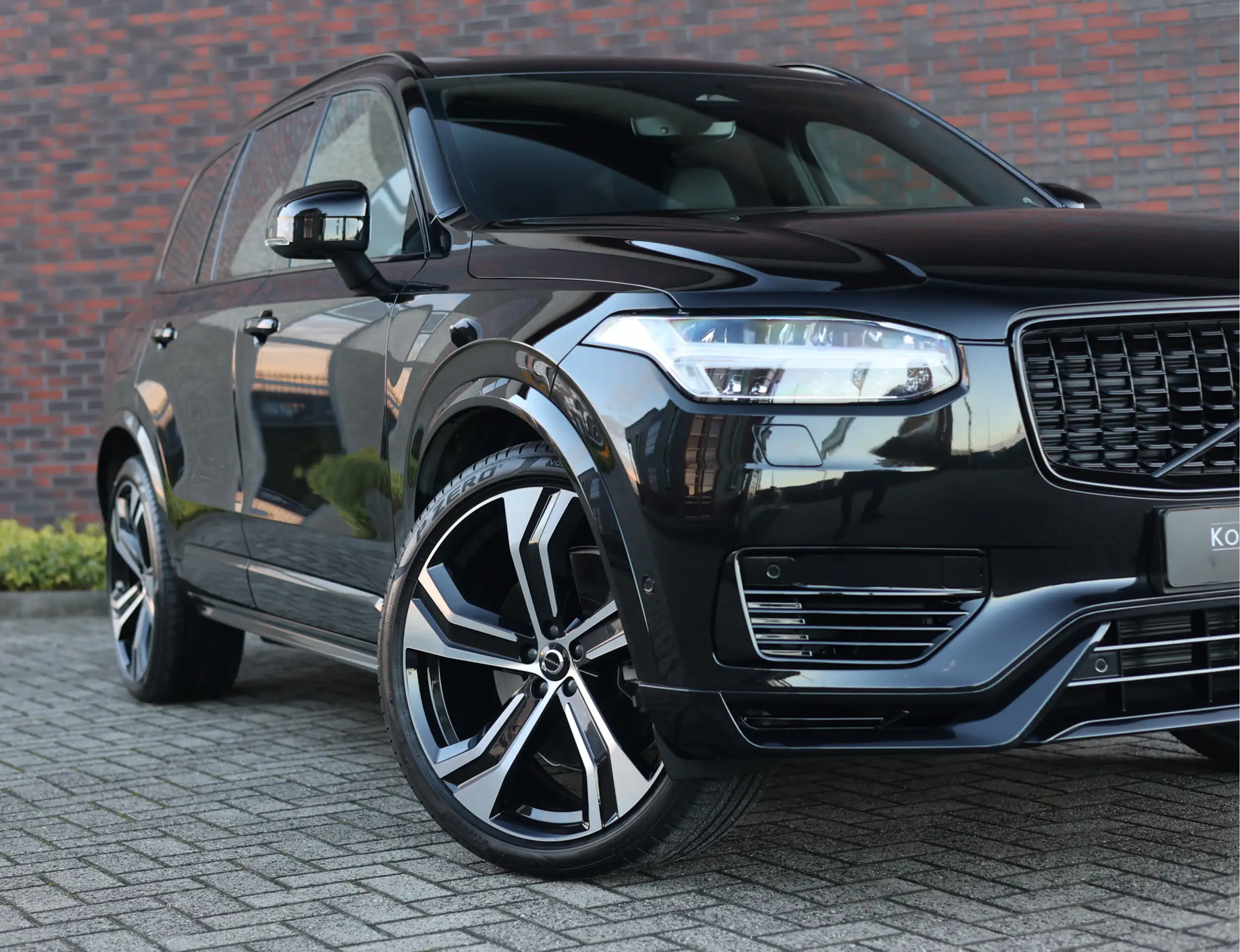 Volvo - XC90