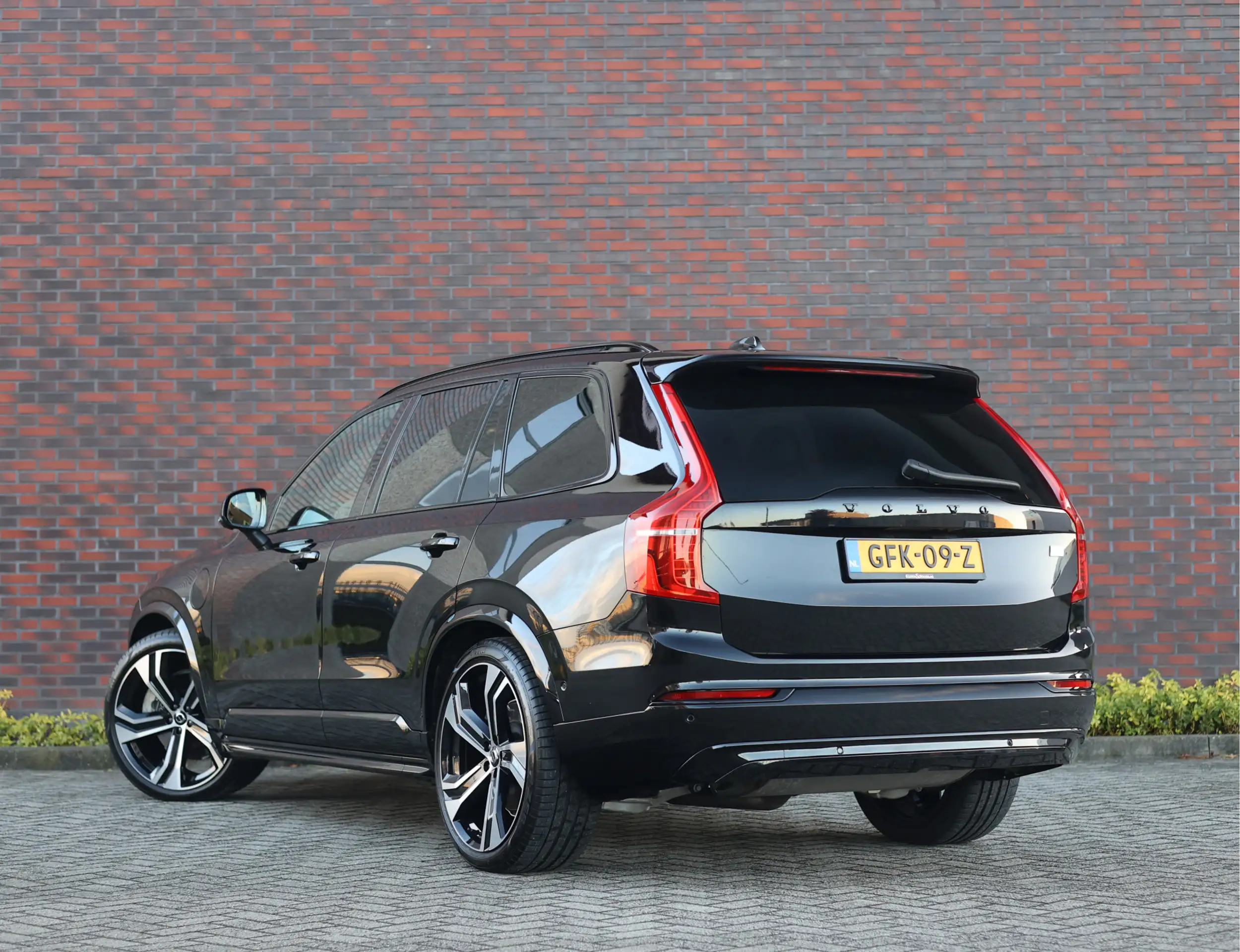 Volvo - XC90