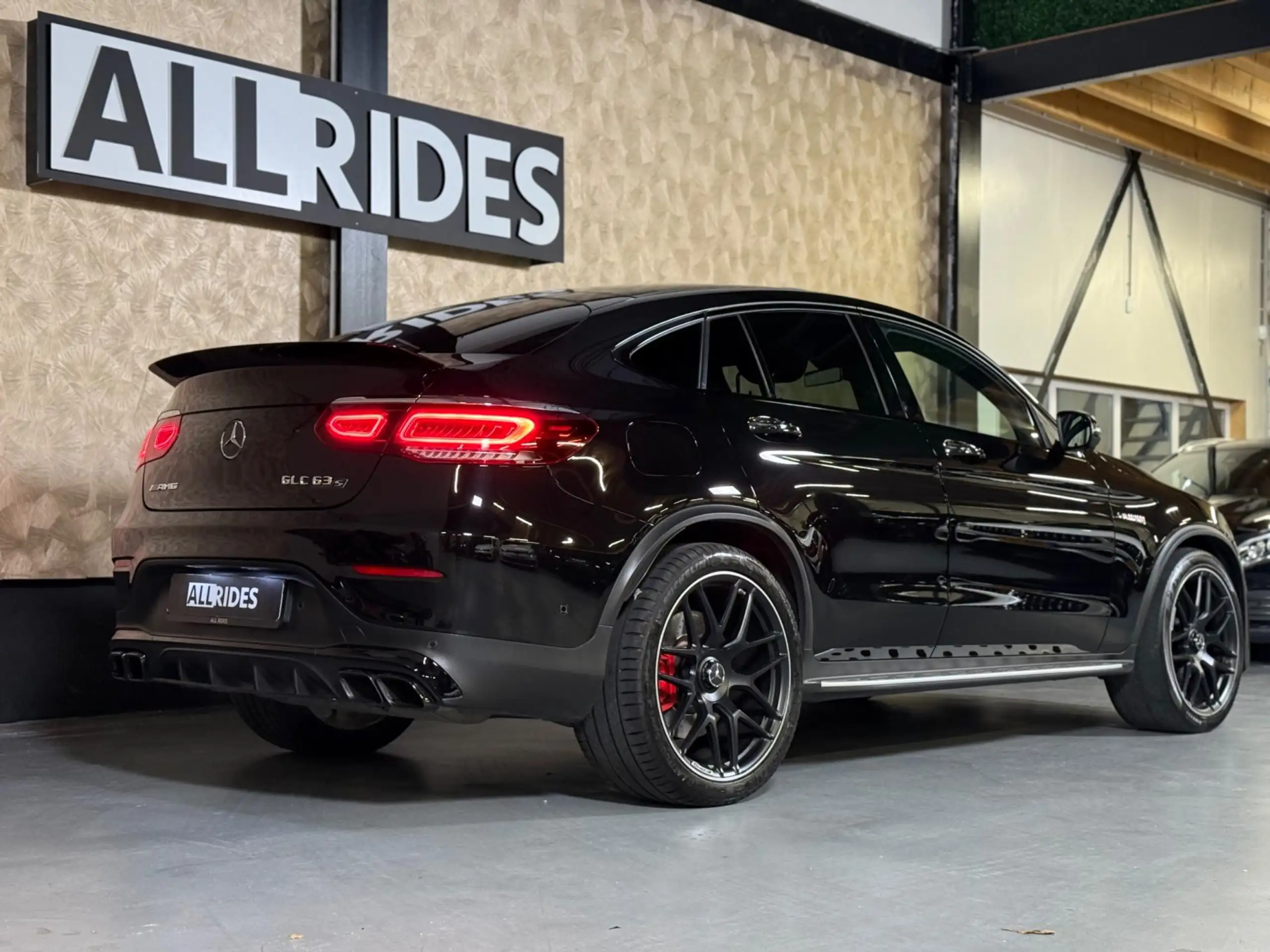 Mercedes-Benz - GLC 63 AMG