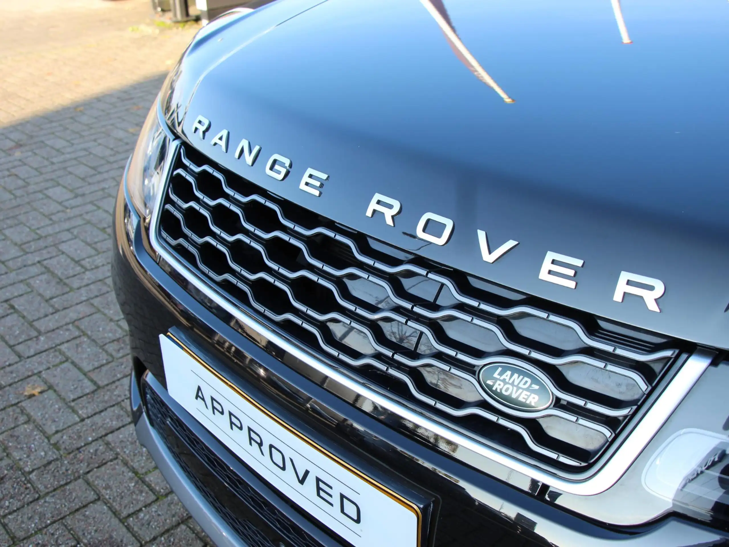 Land Rover - Range Rover Sport