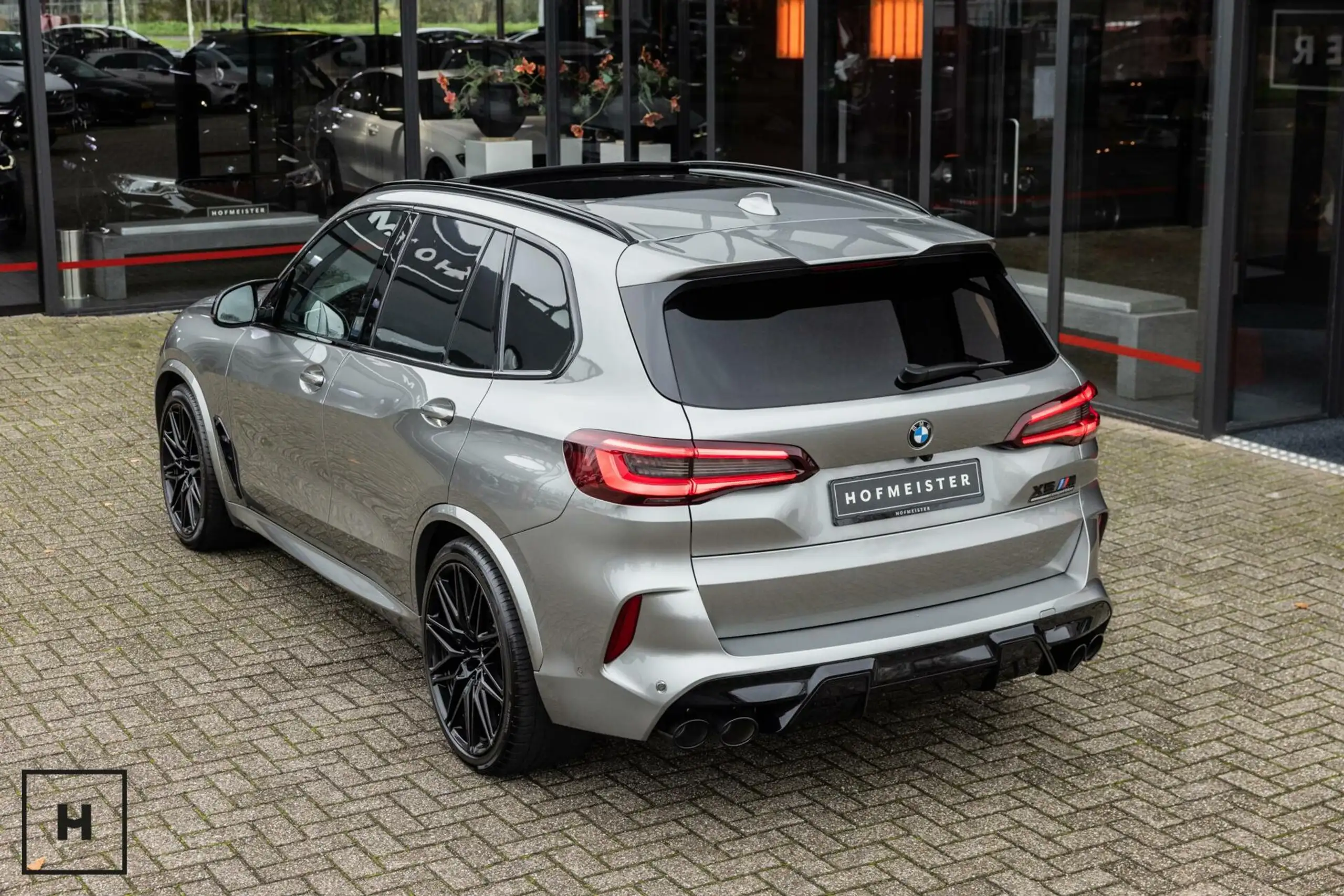 BMW - X5 M