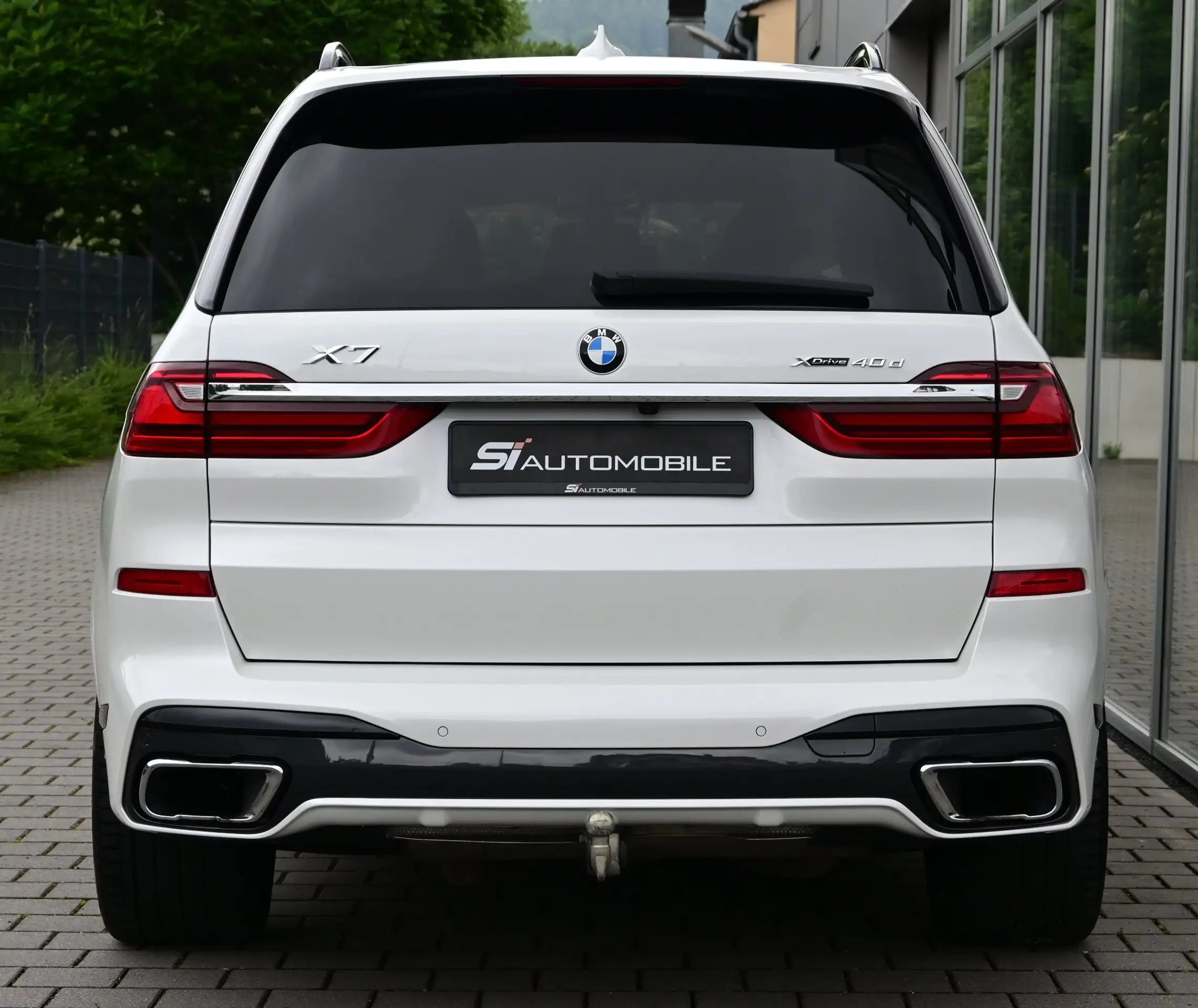 BMW - X7