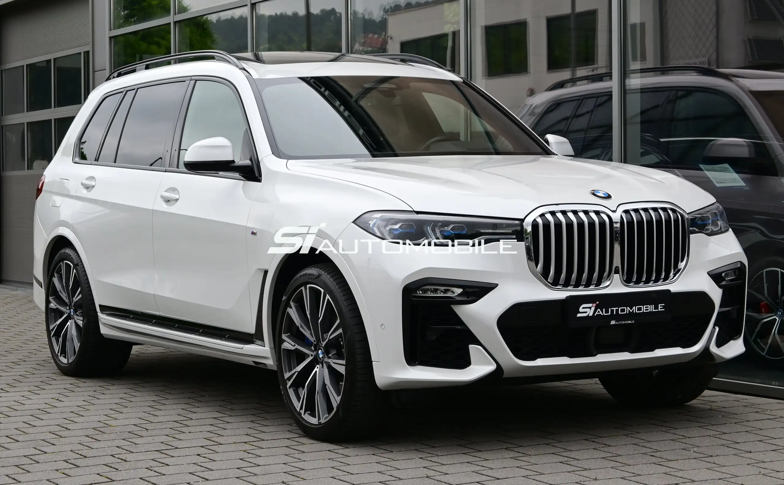 BMW - X7