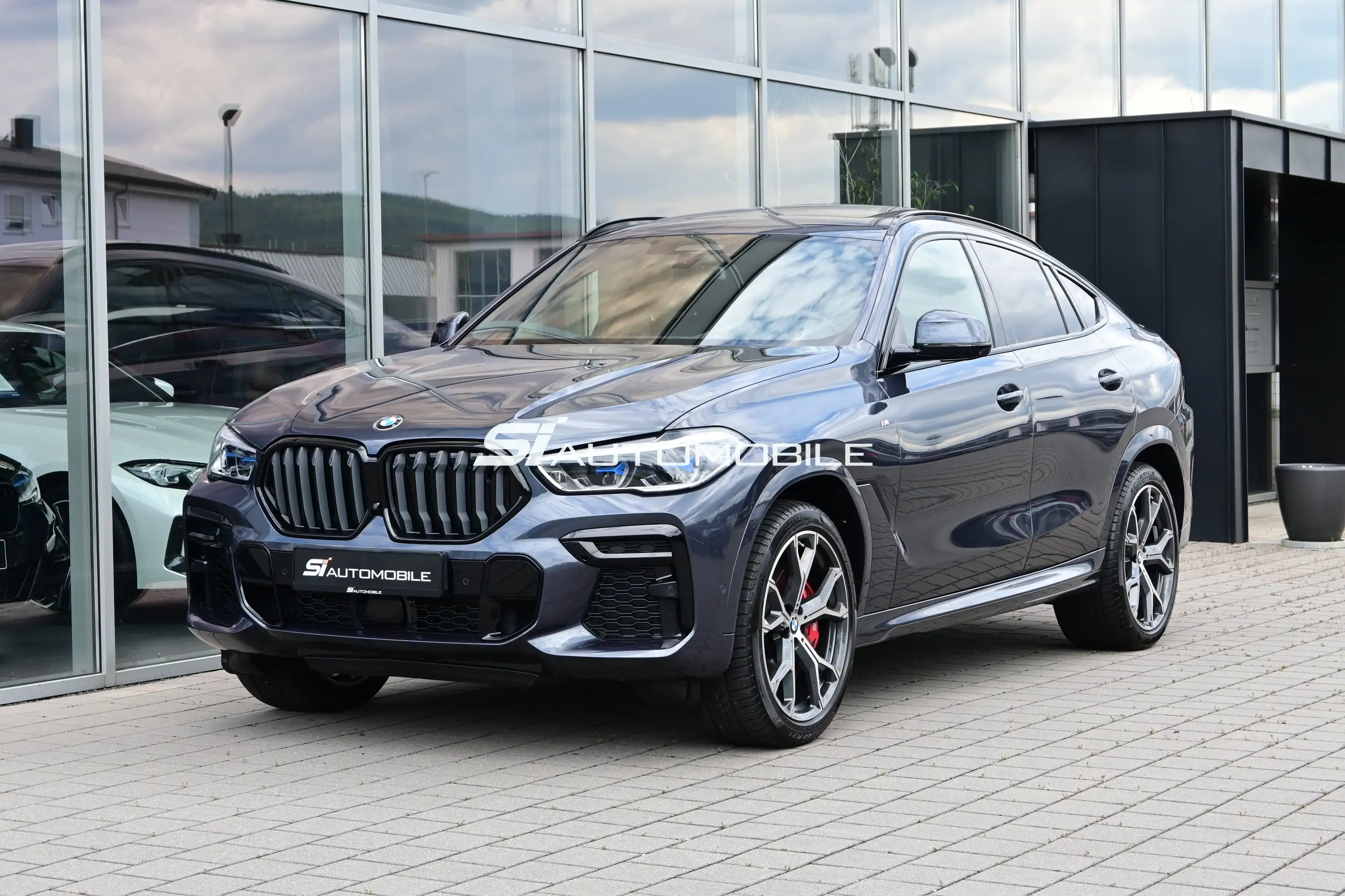 BMW - X6