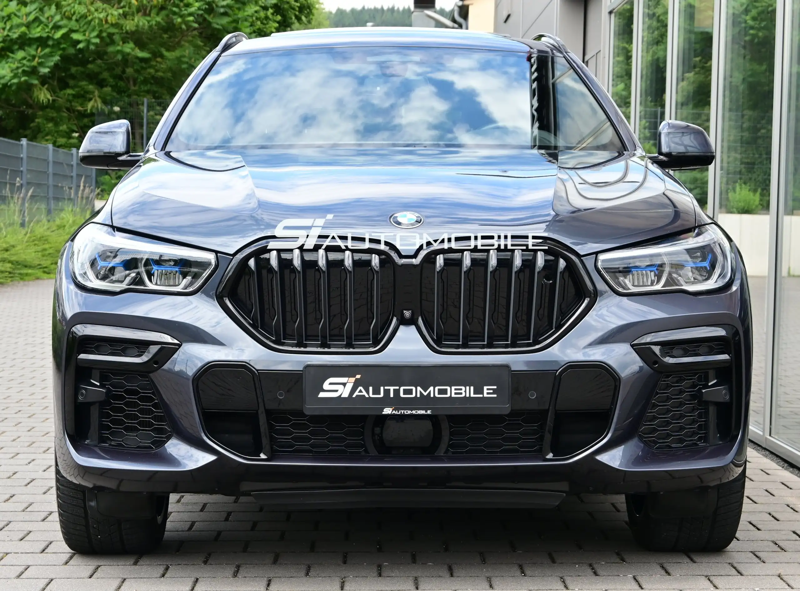 BMW - X6