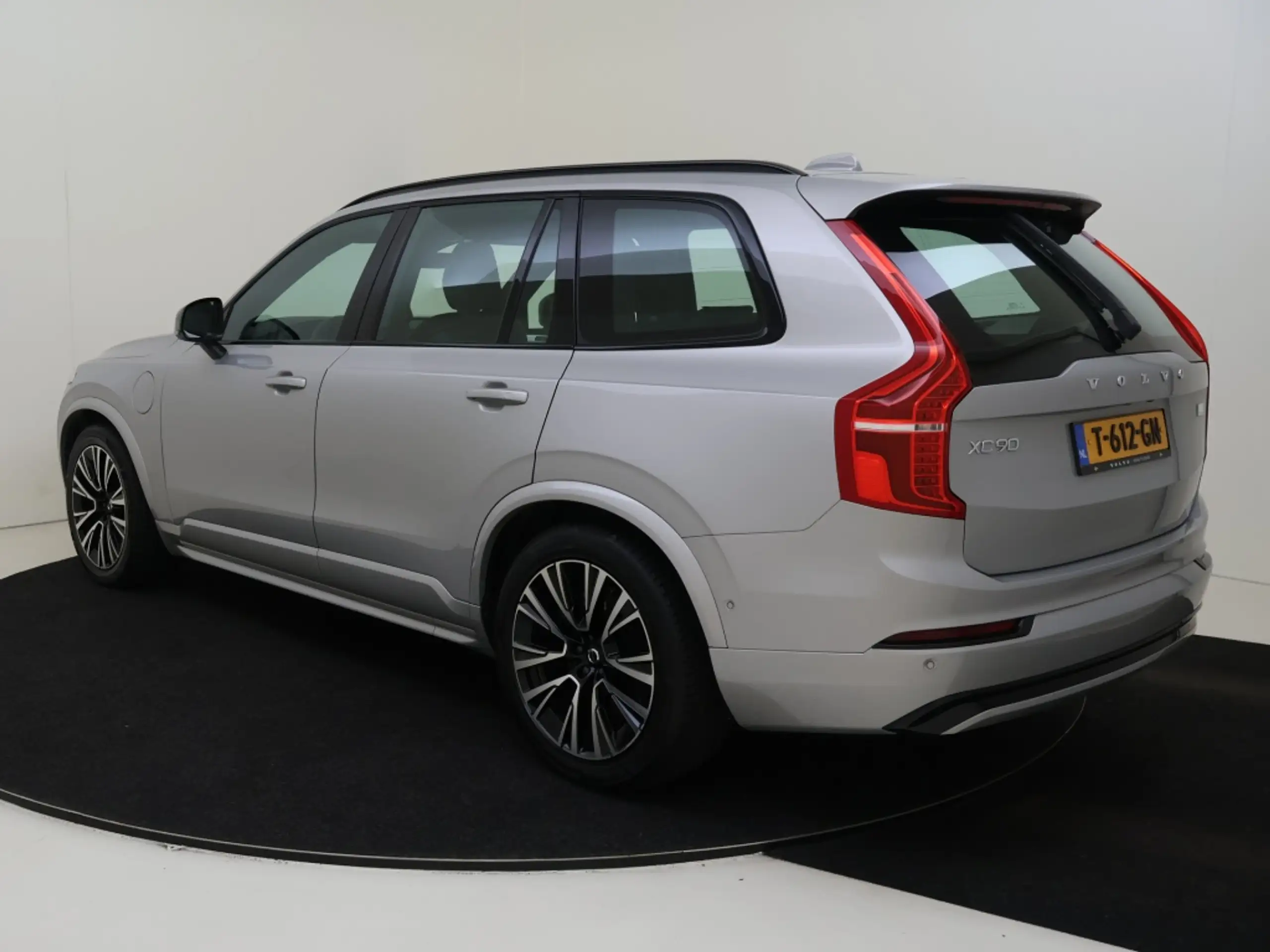 Volvo - XC90