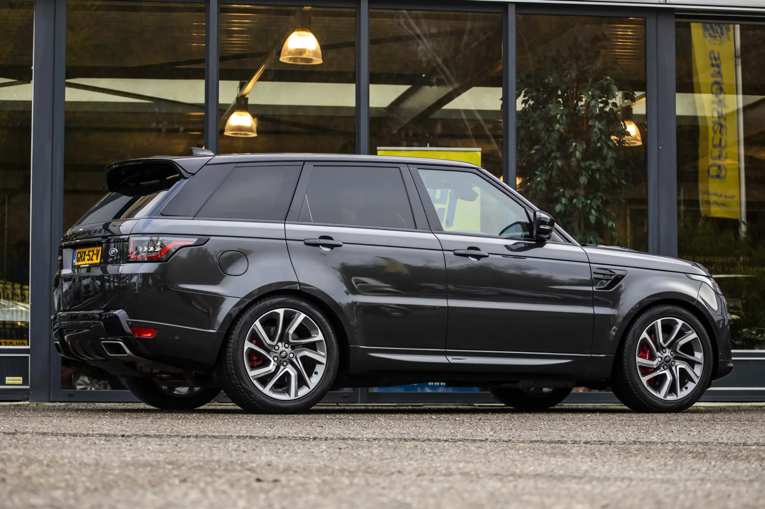 Land Rover - Range Rover Sport