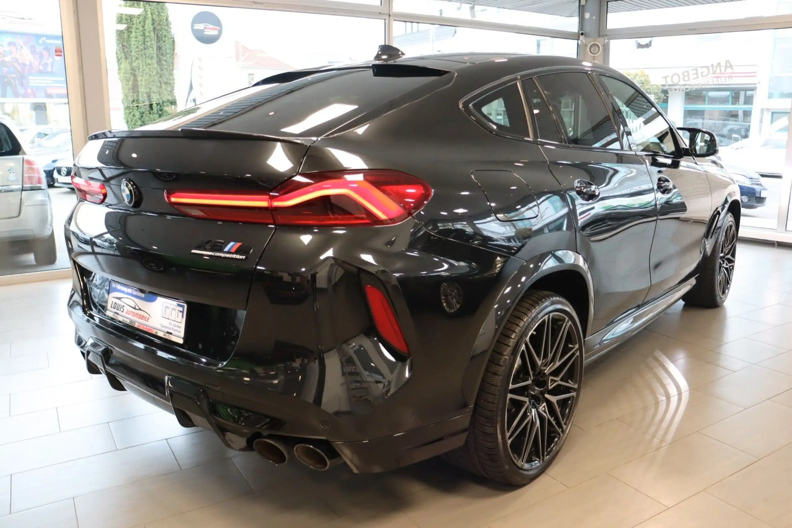 BMW - X6 M