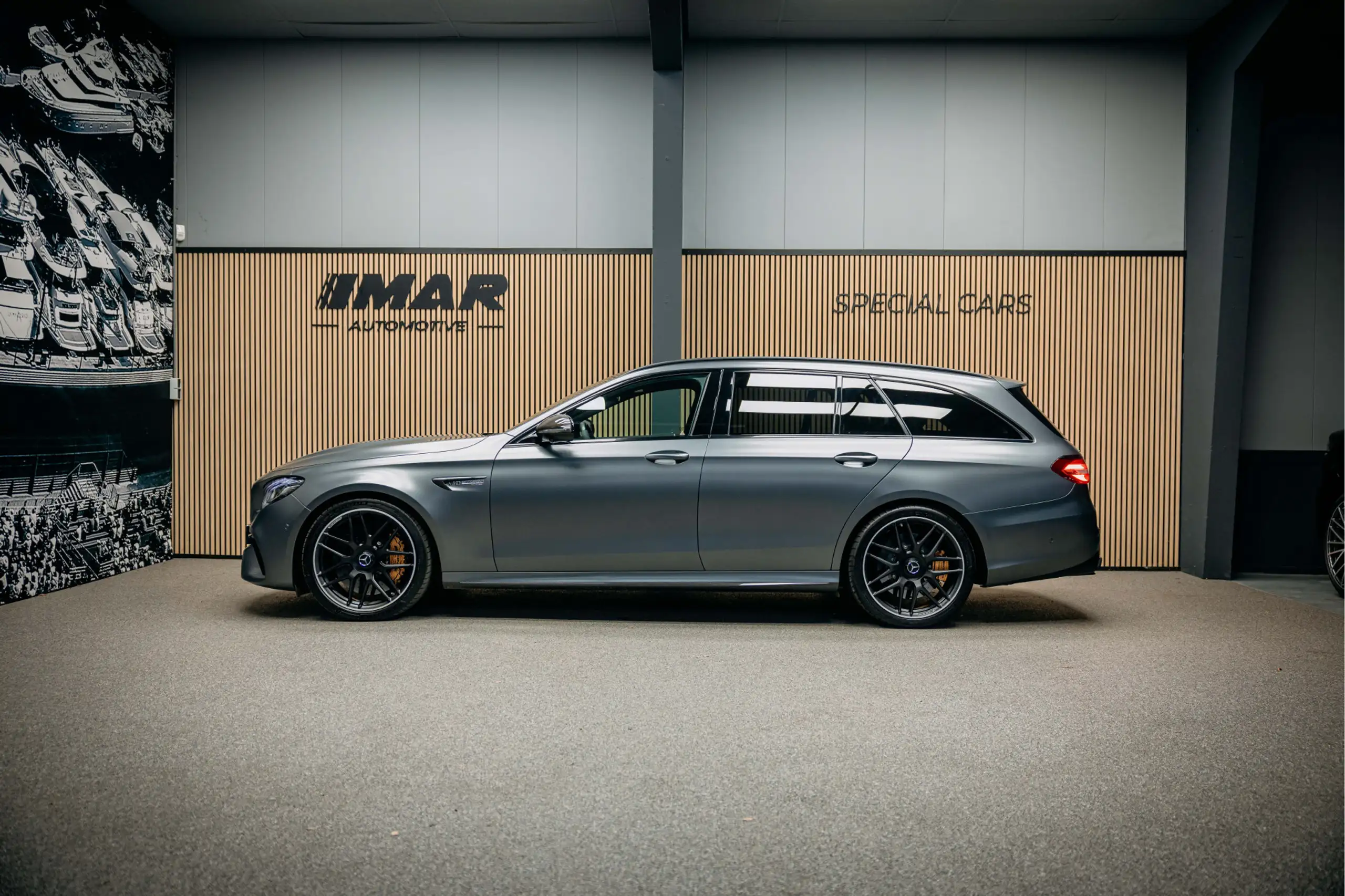 Mercedes-Benz - E 63 AMG