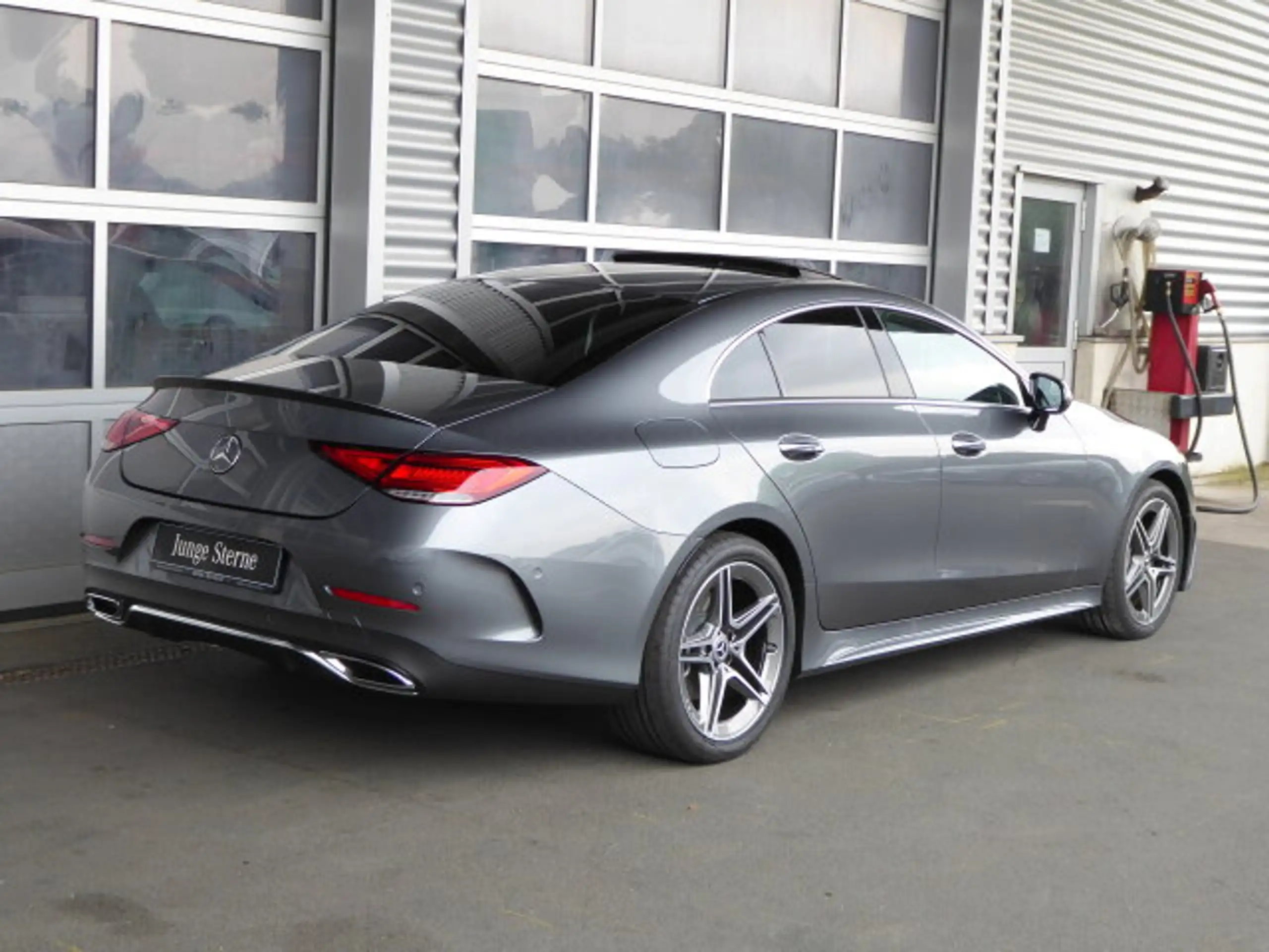 Mercedes-Benz - CLS 400