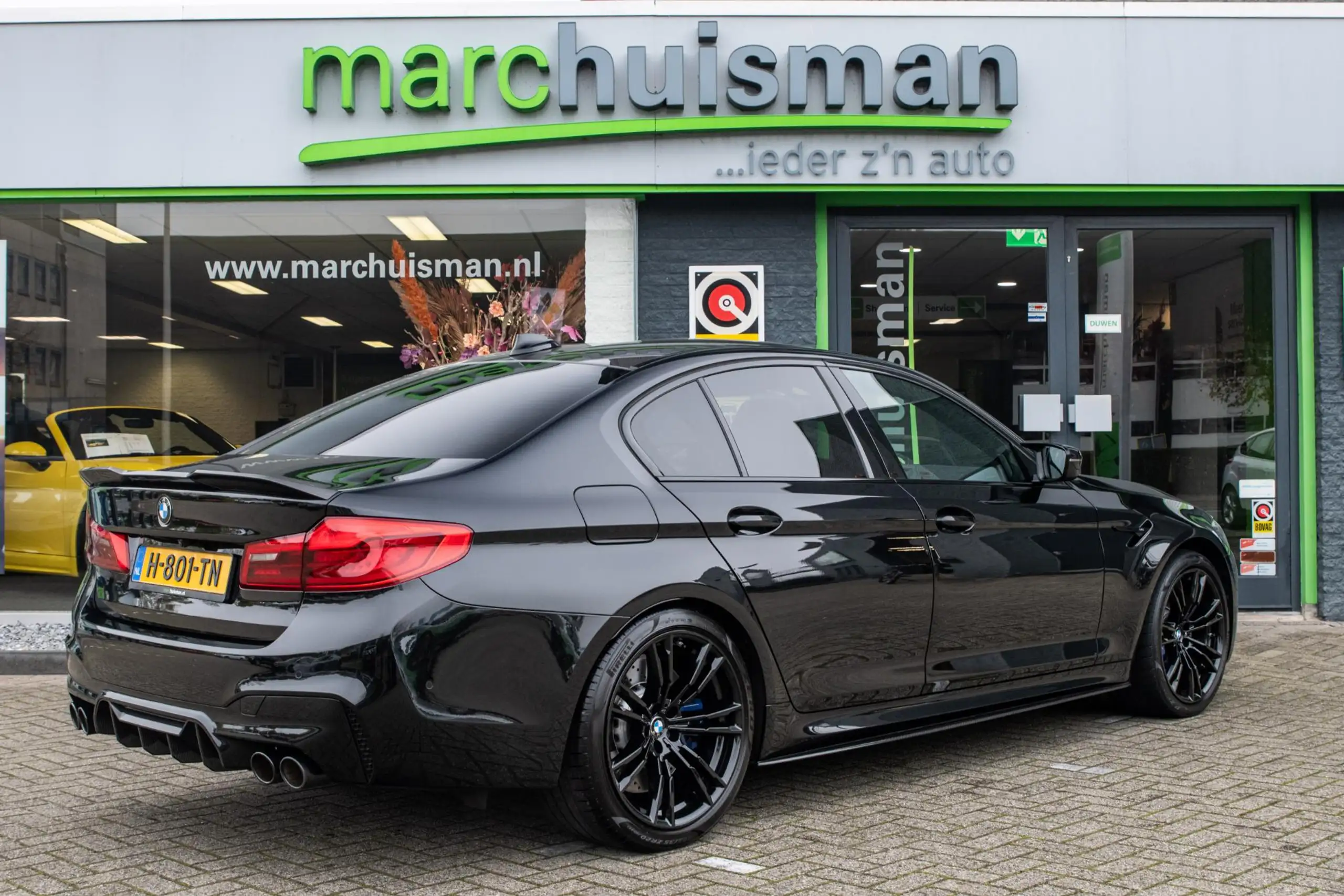 BMW - M5