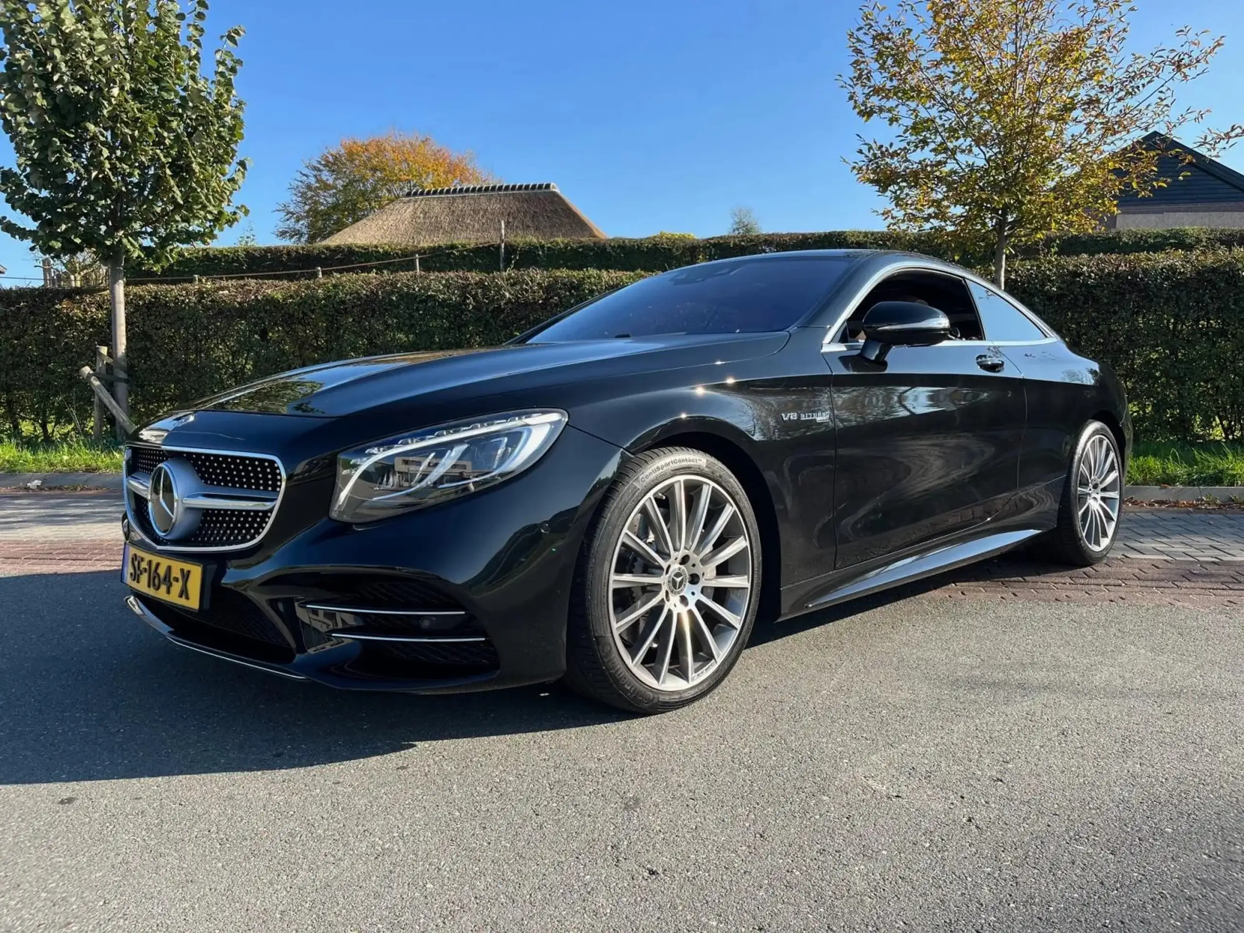 Mercedes-Benz - S 560