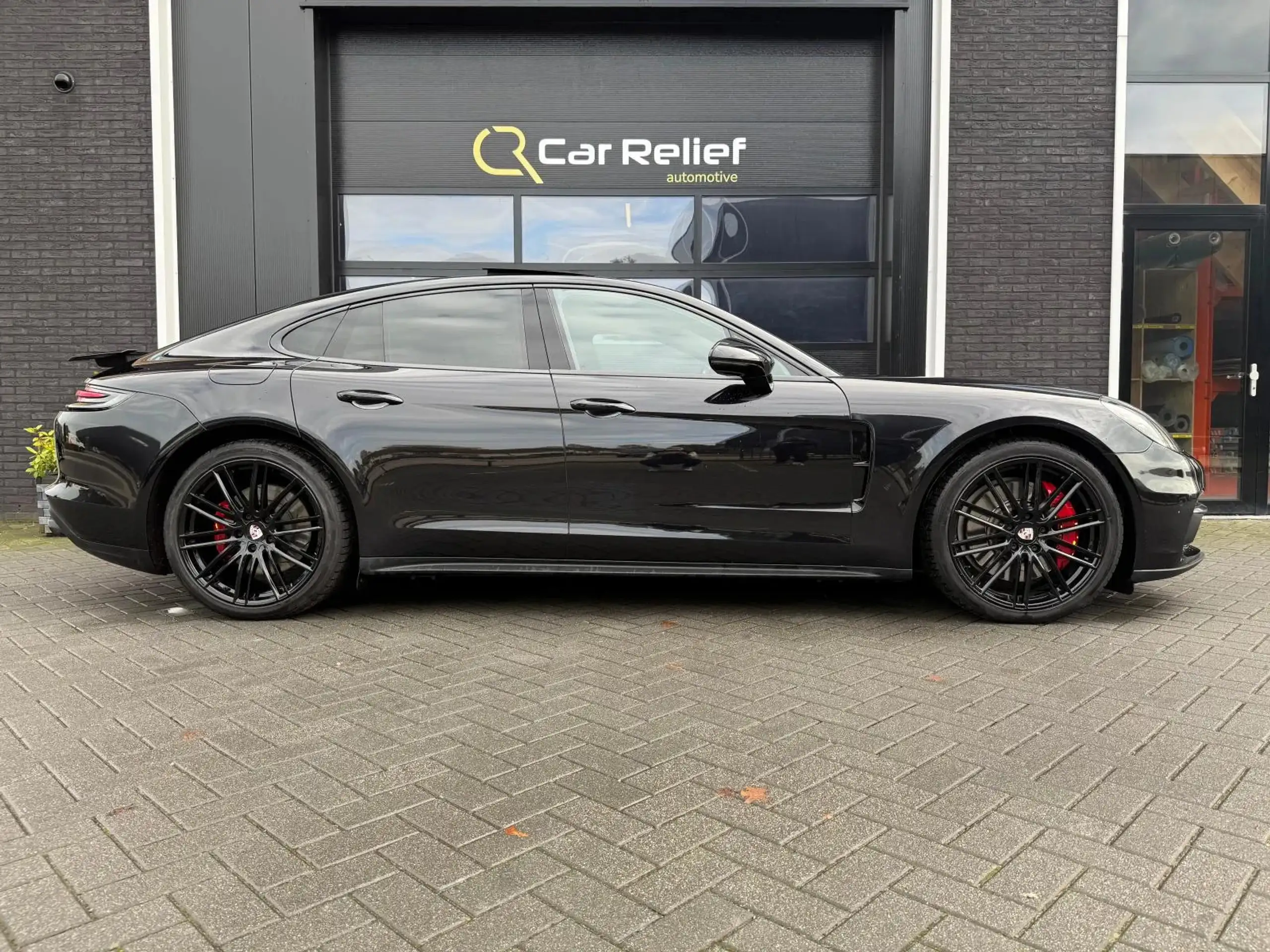 Porsche - Panamera