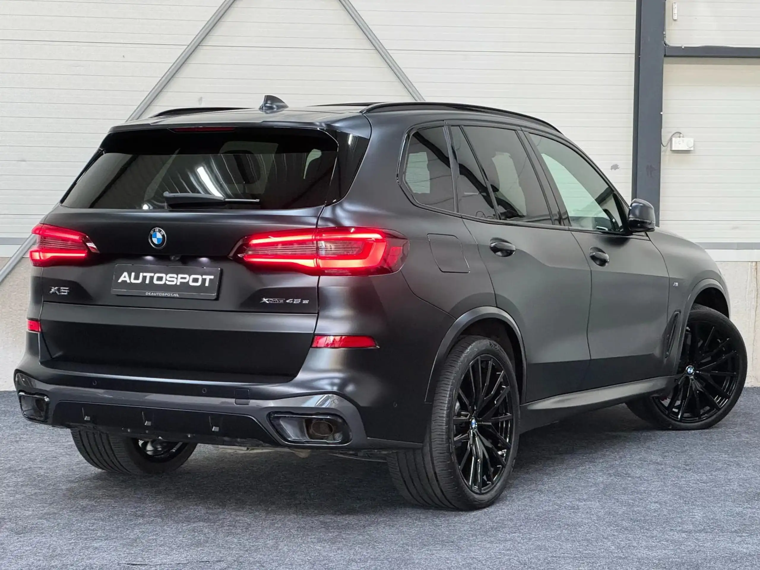 BMW - X5