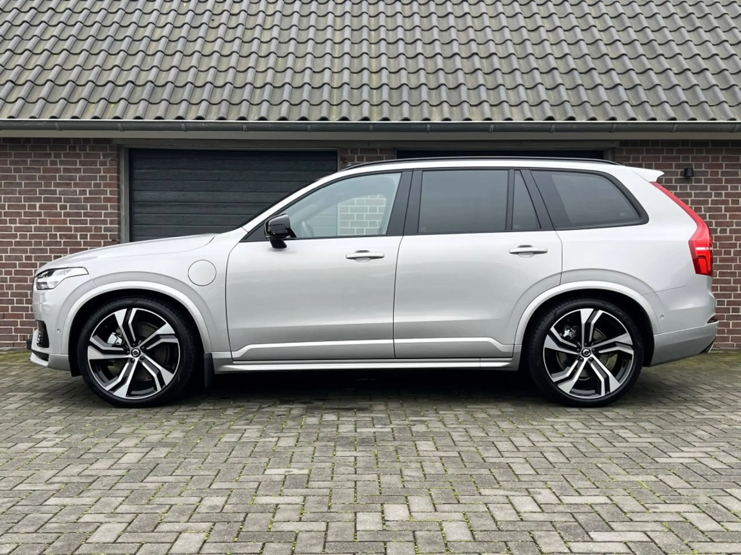 Volvo - XC90