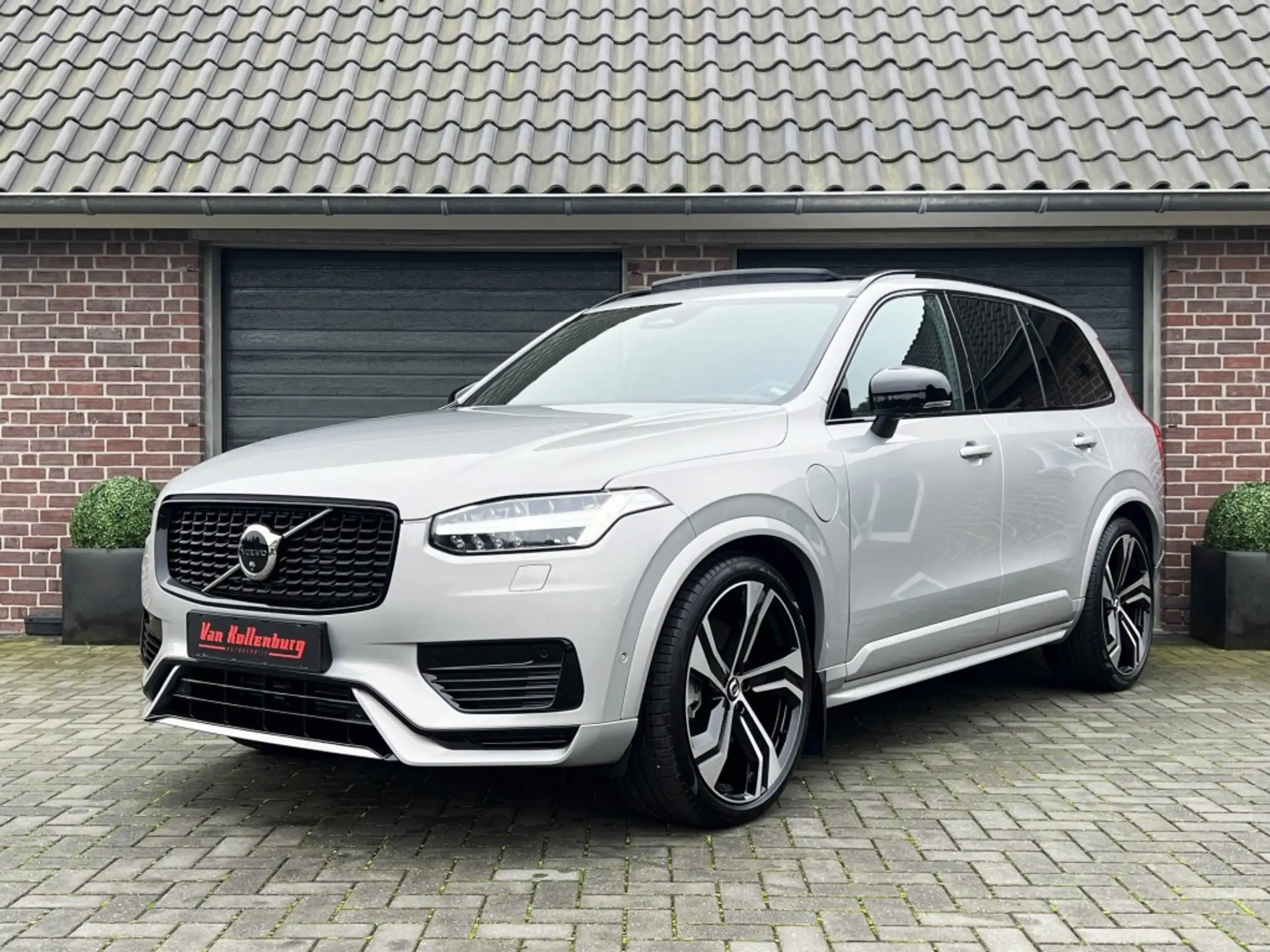 Volvo - XC90