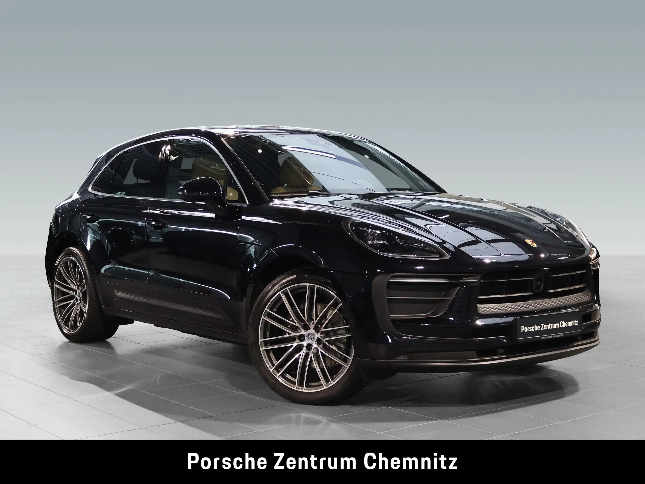 Porsche - Macan