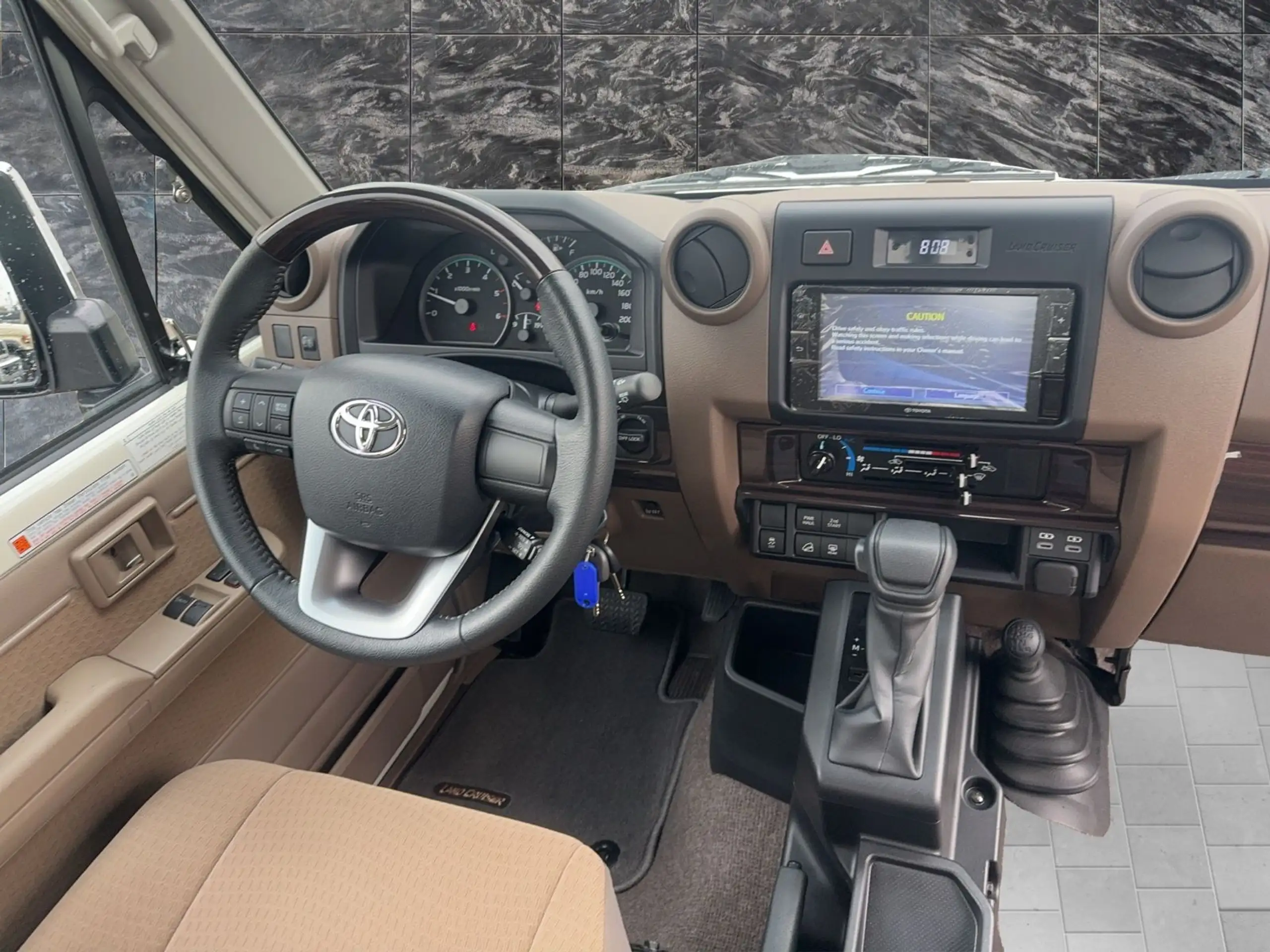 Toyota - Land Cruiser