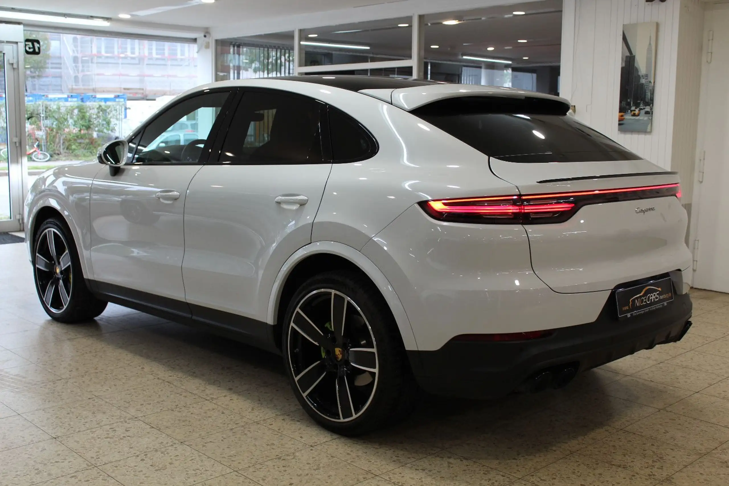 Porsche - Cayenne