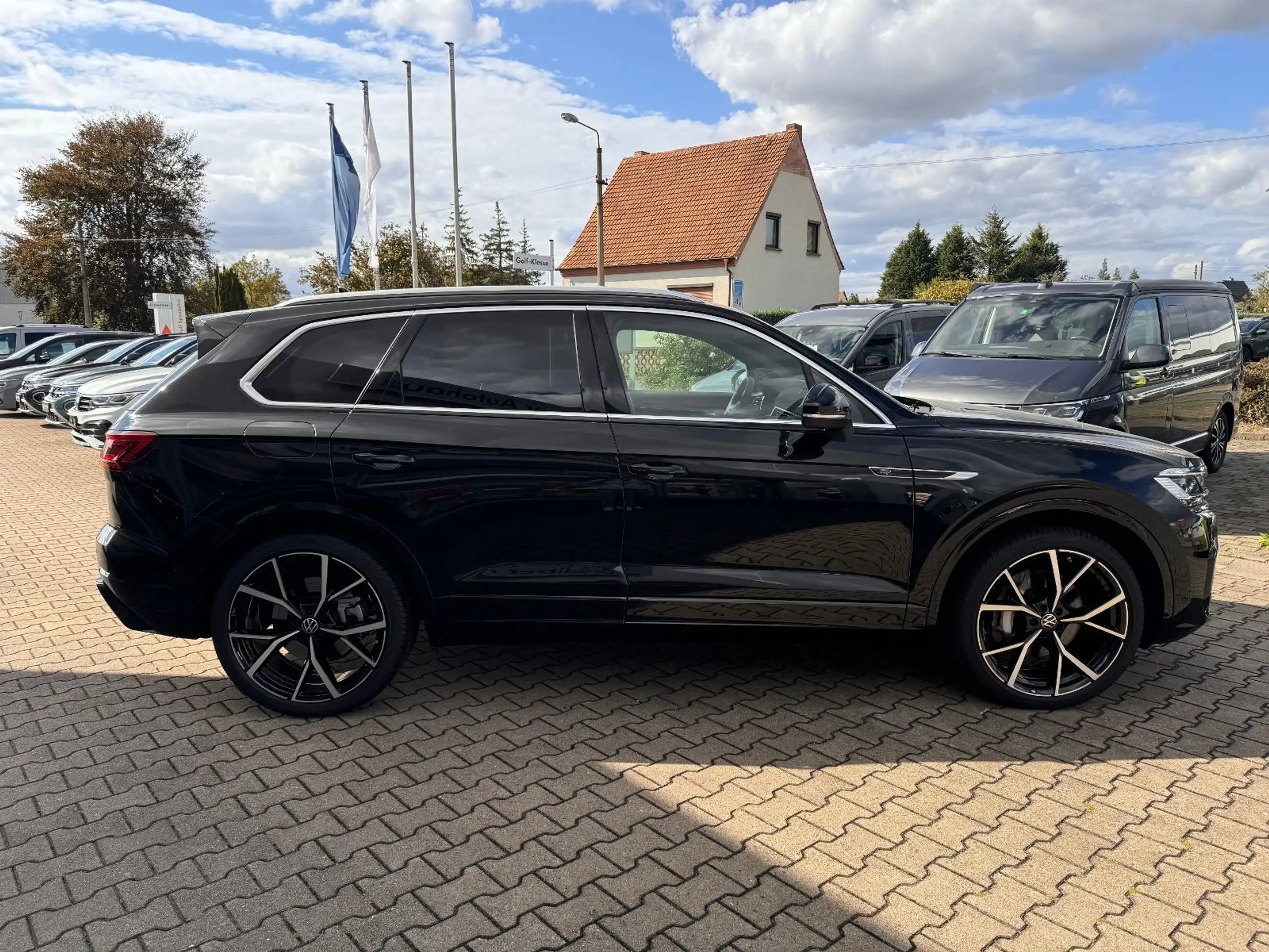 Volkswagen - Touareg