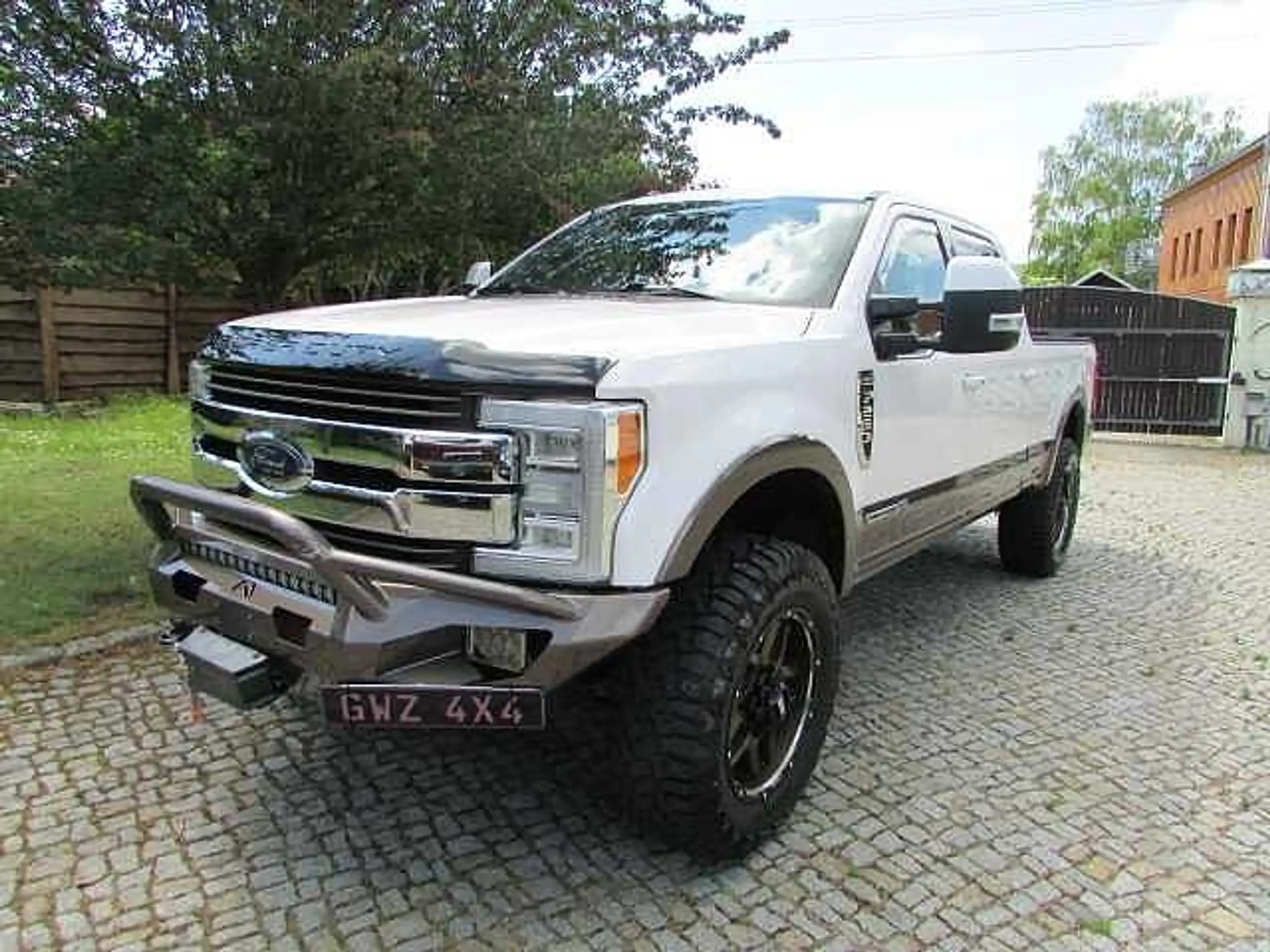 Ford - F 250