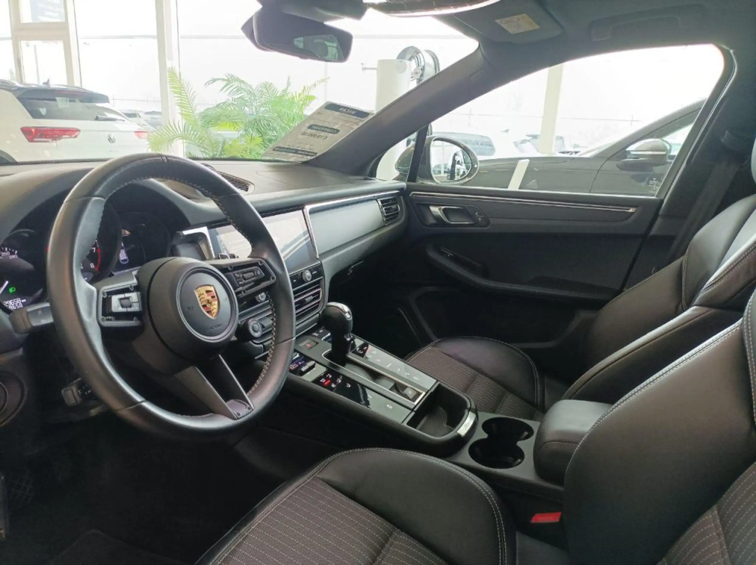 Porsche - Macan