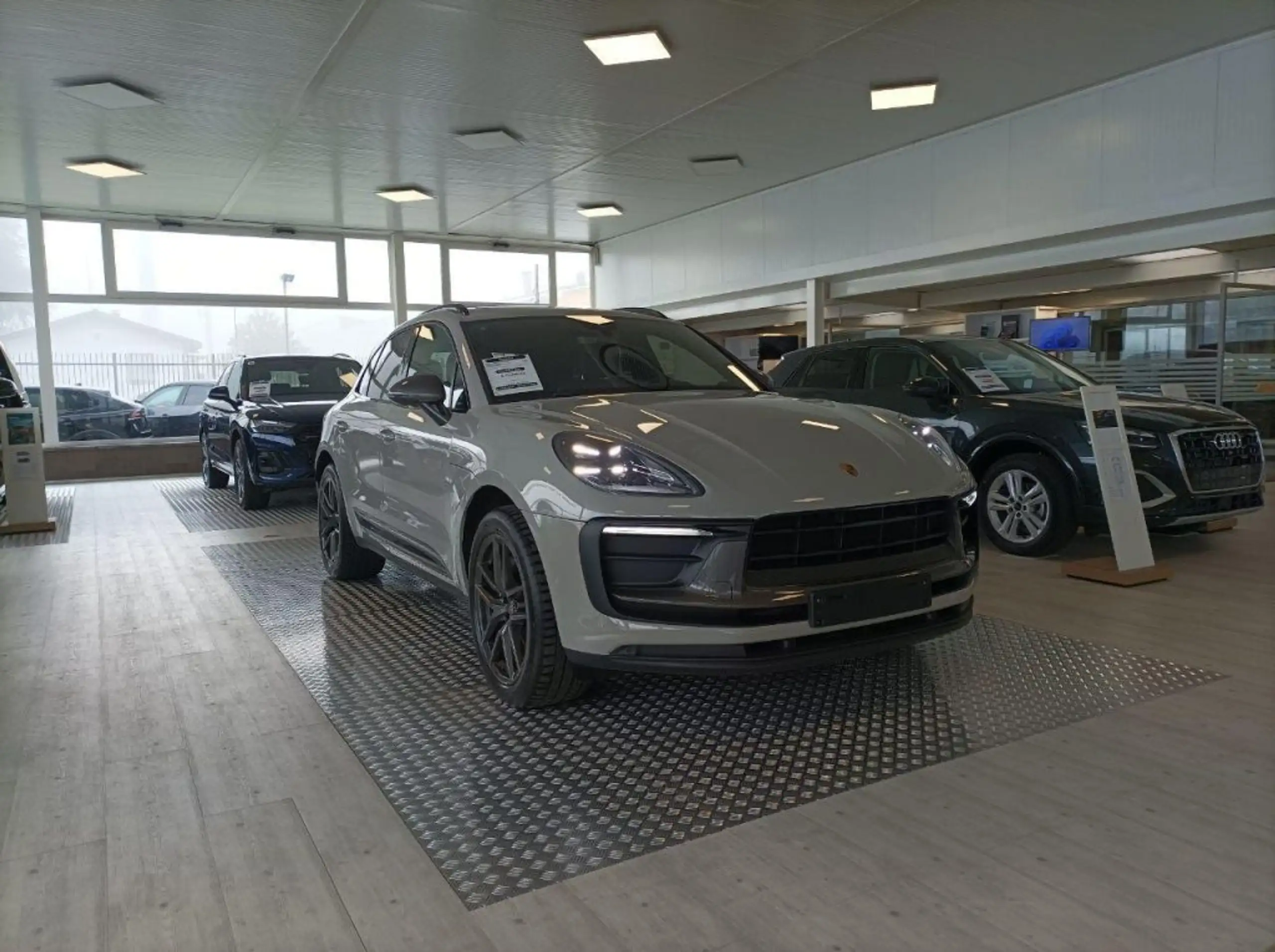 Porsche - Macan