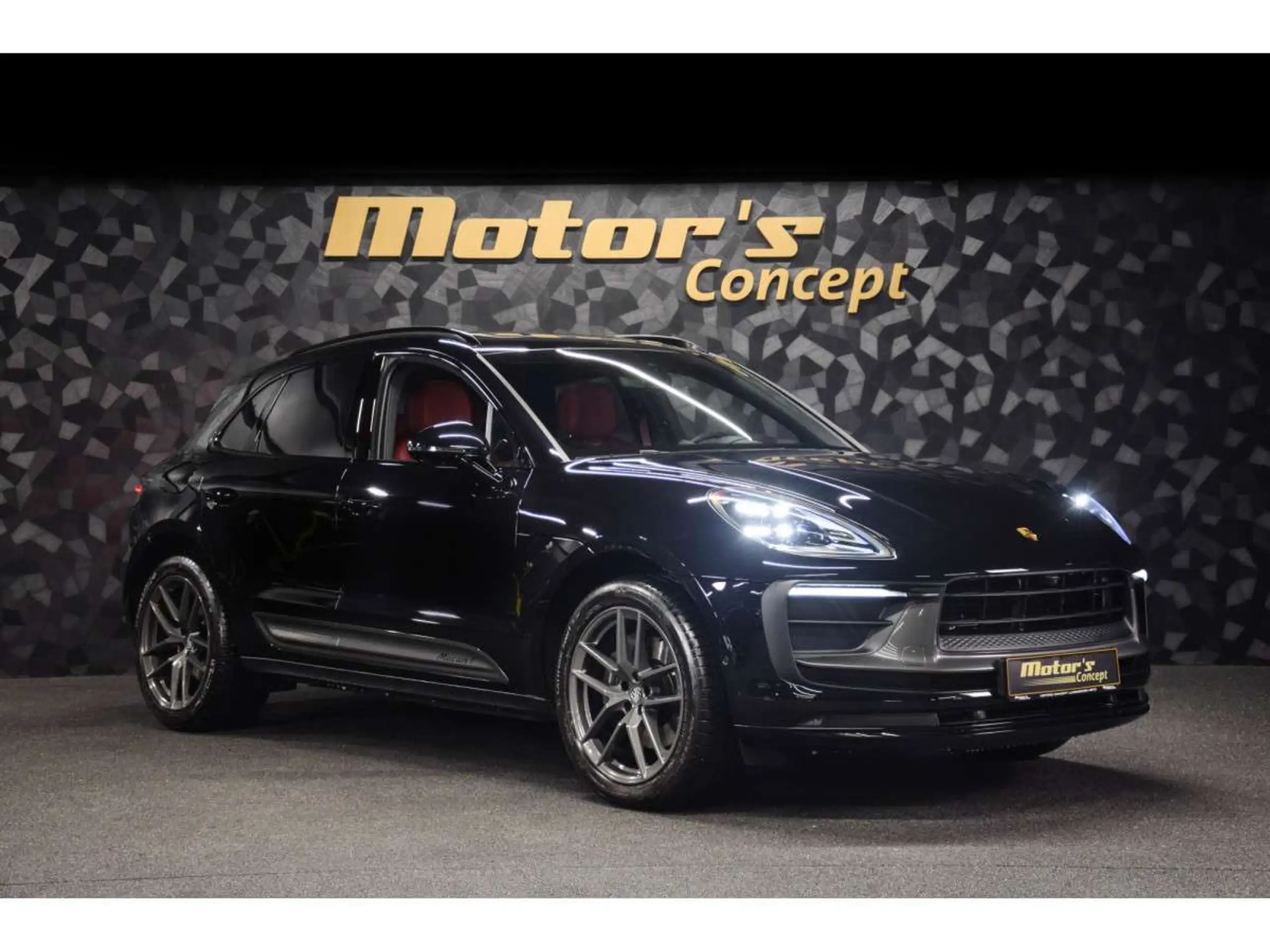 Porsche - Macan