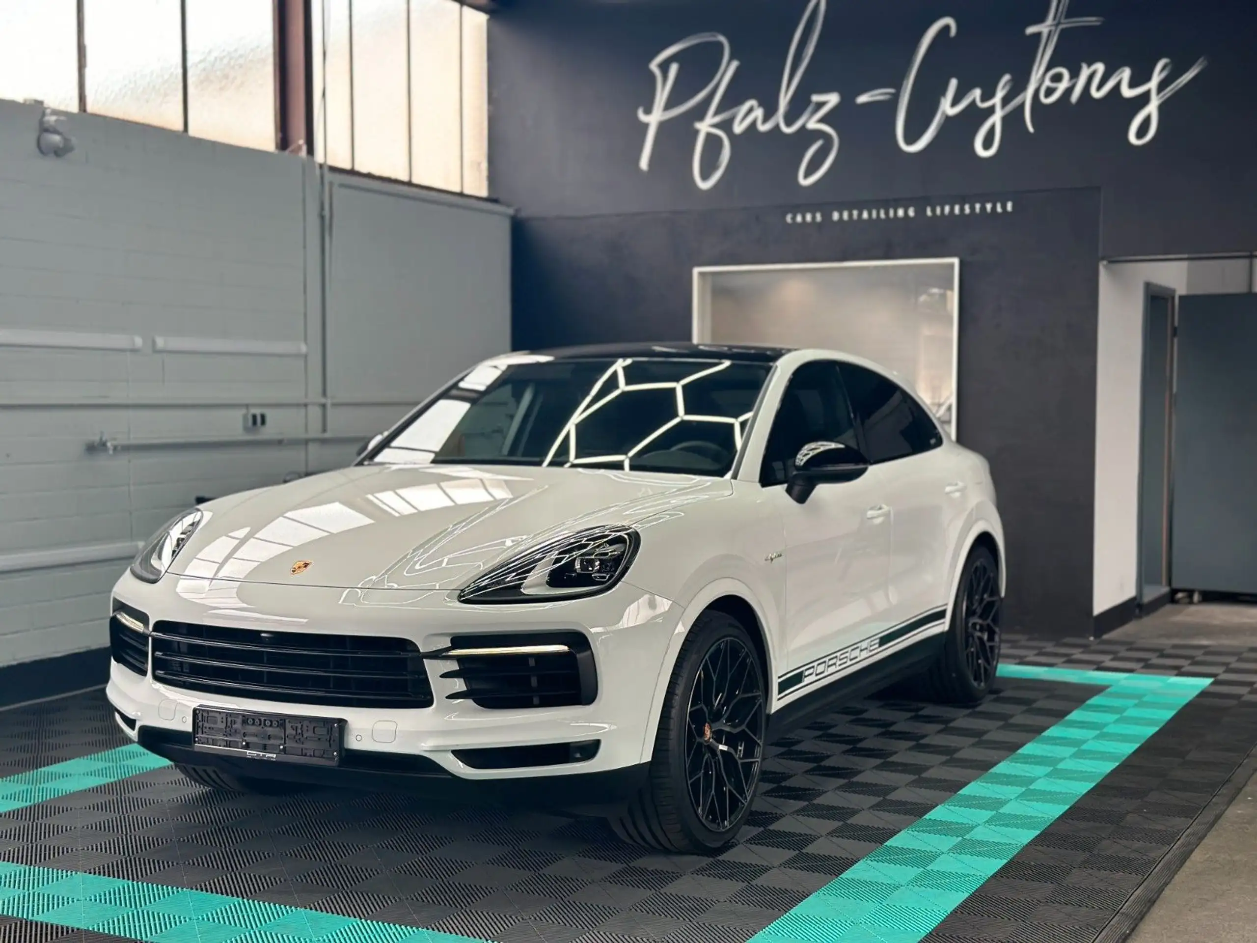 Porsche - Cayenne