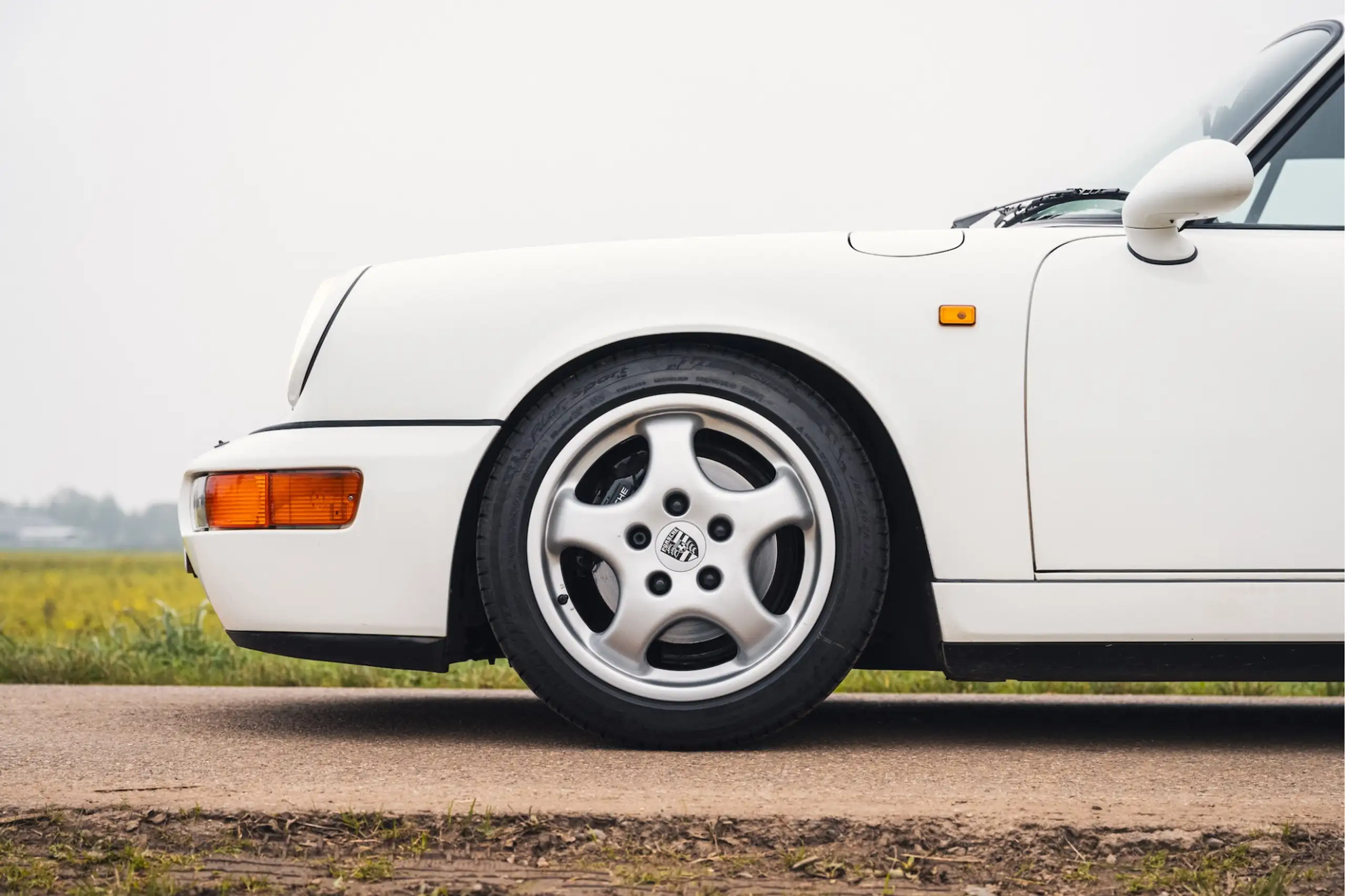 Porsche - 964