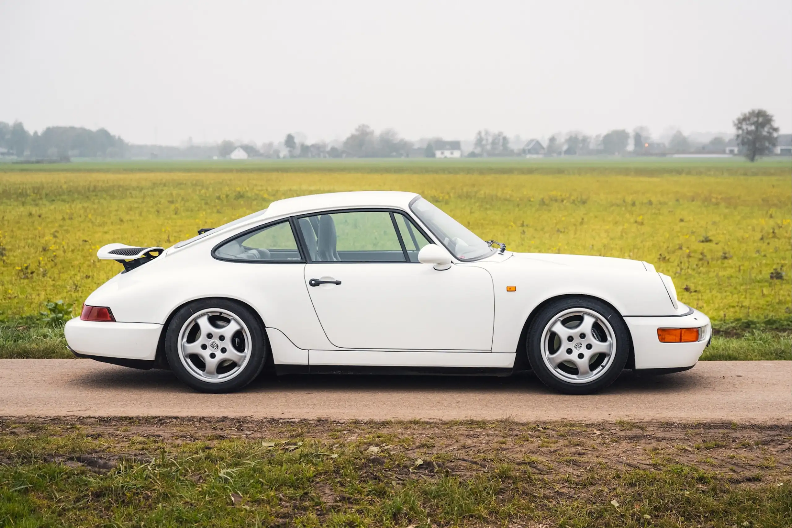 Porsche - 964