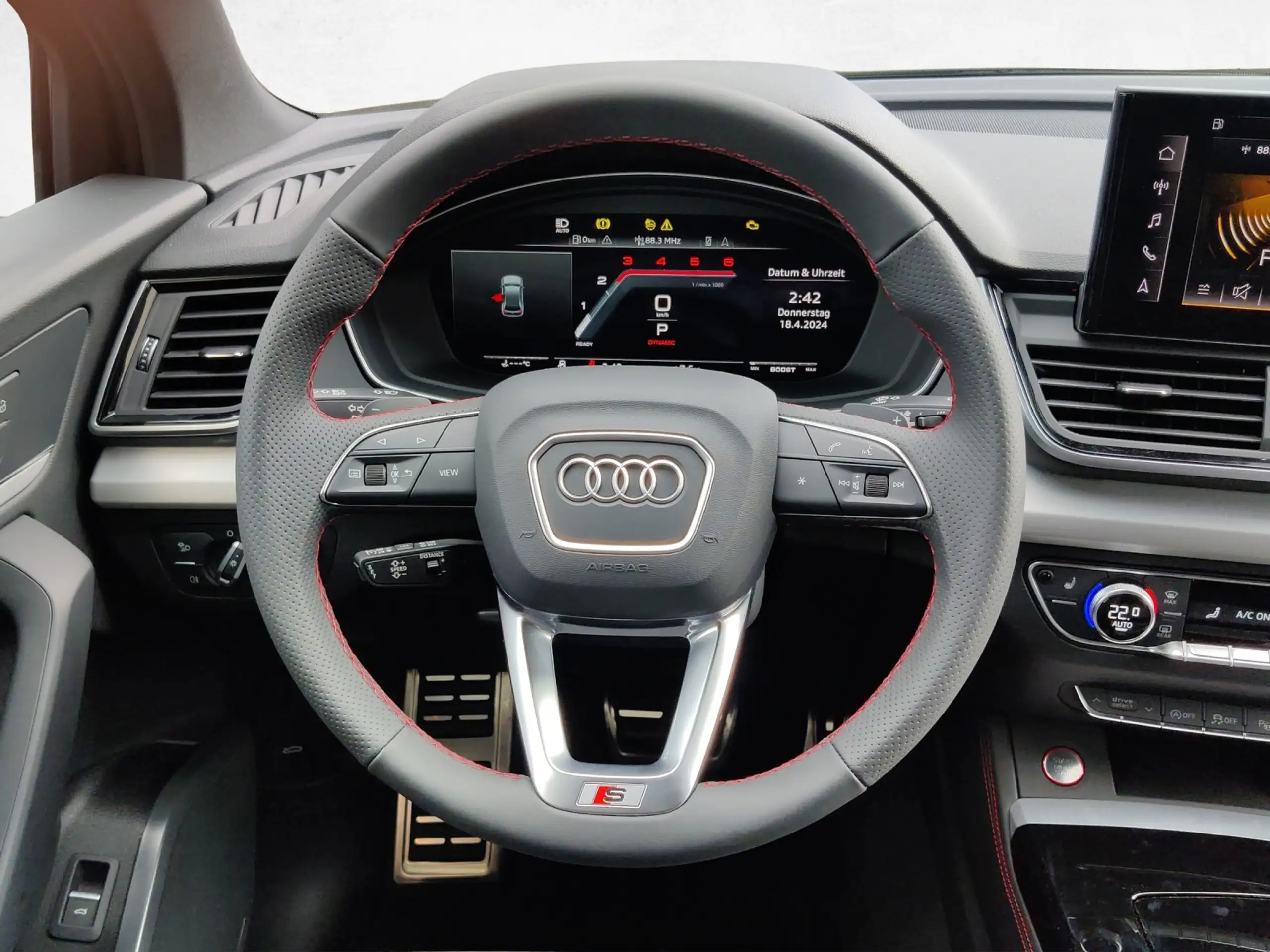 Audi - SQ5