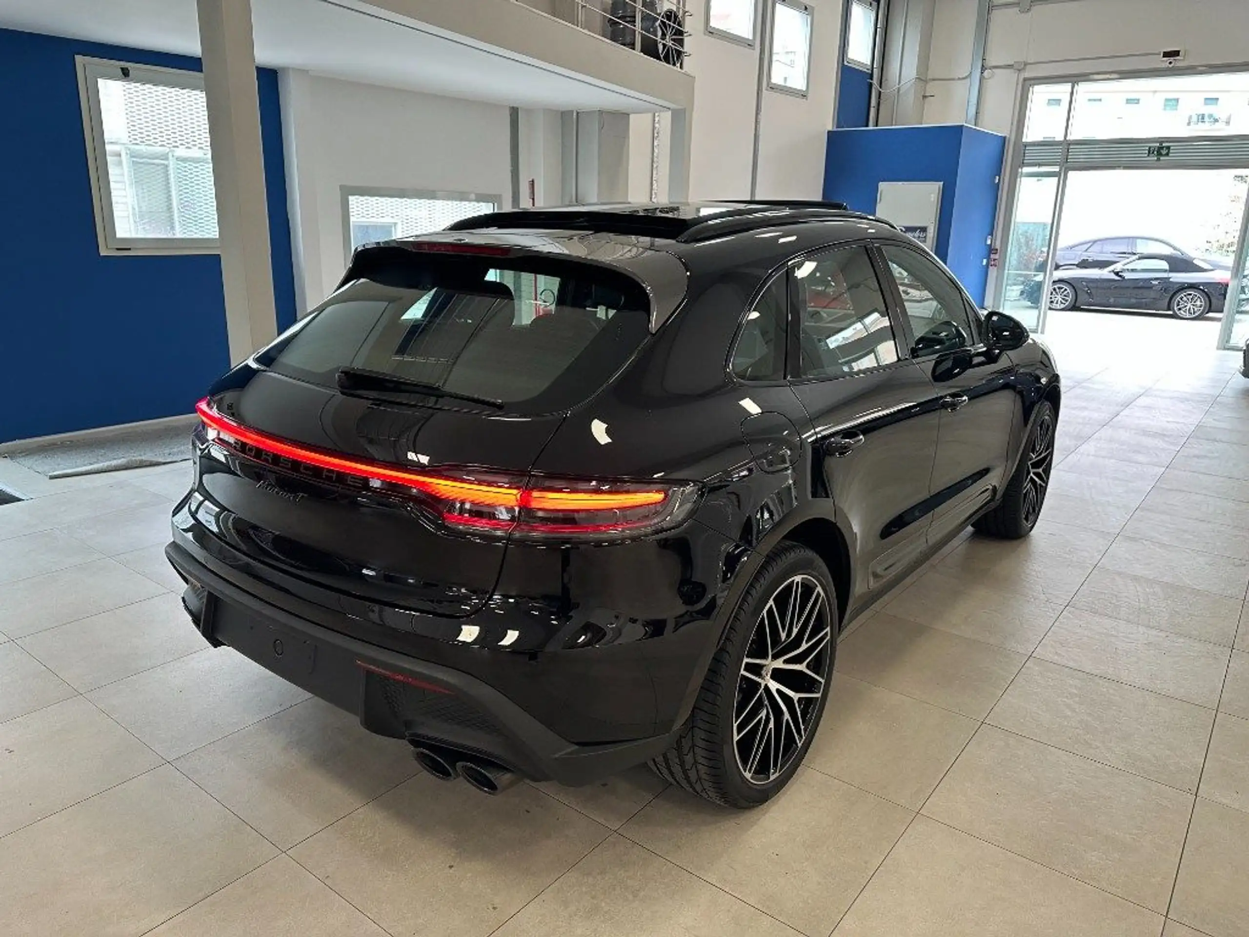 Porsche - Macan