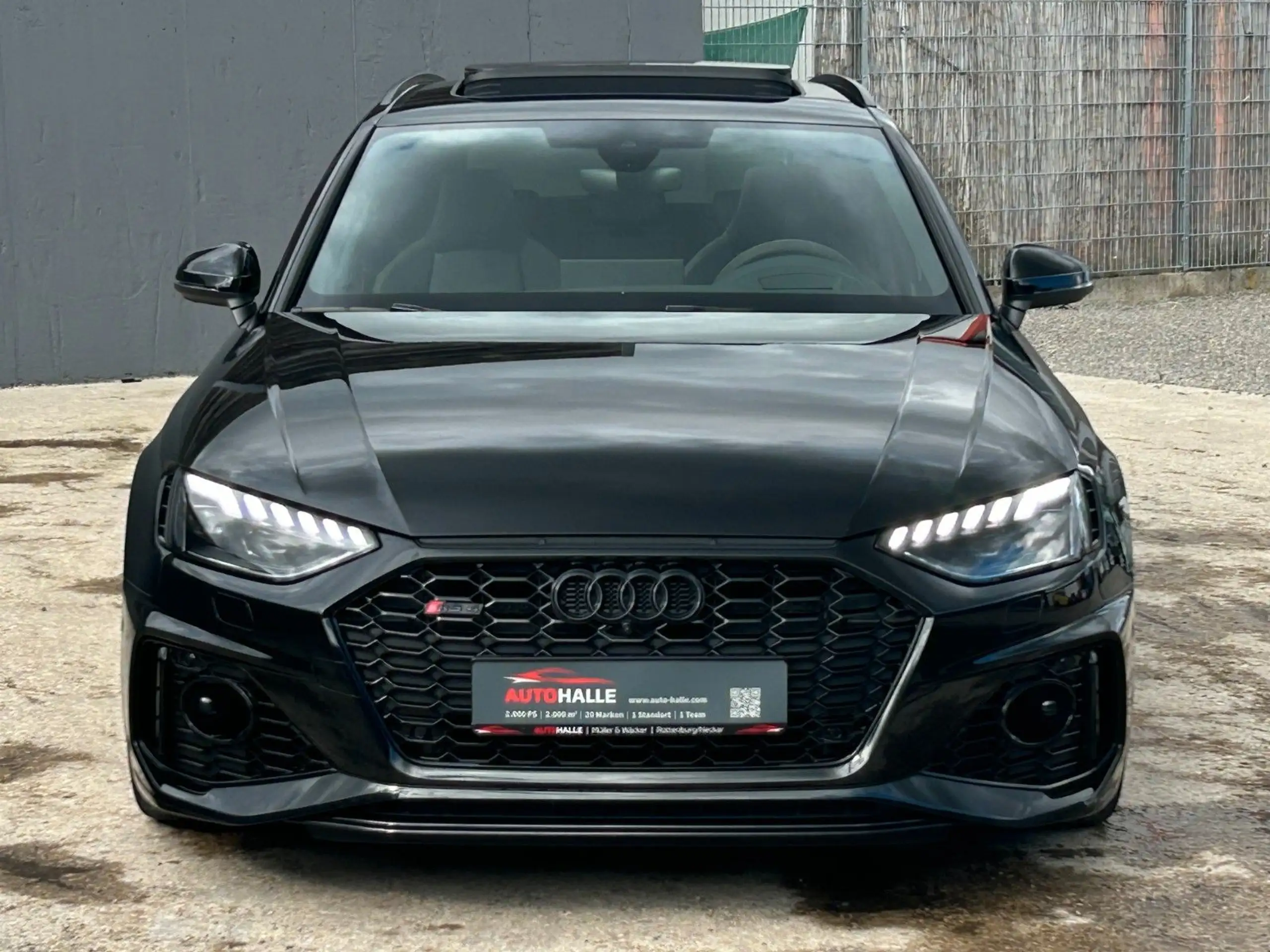 Audi - RS4