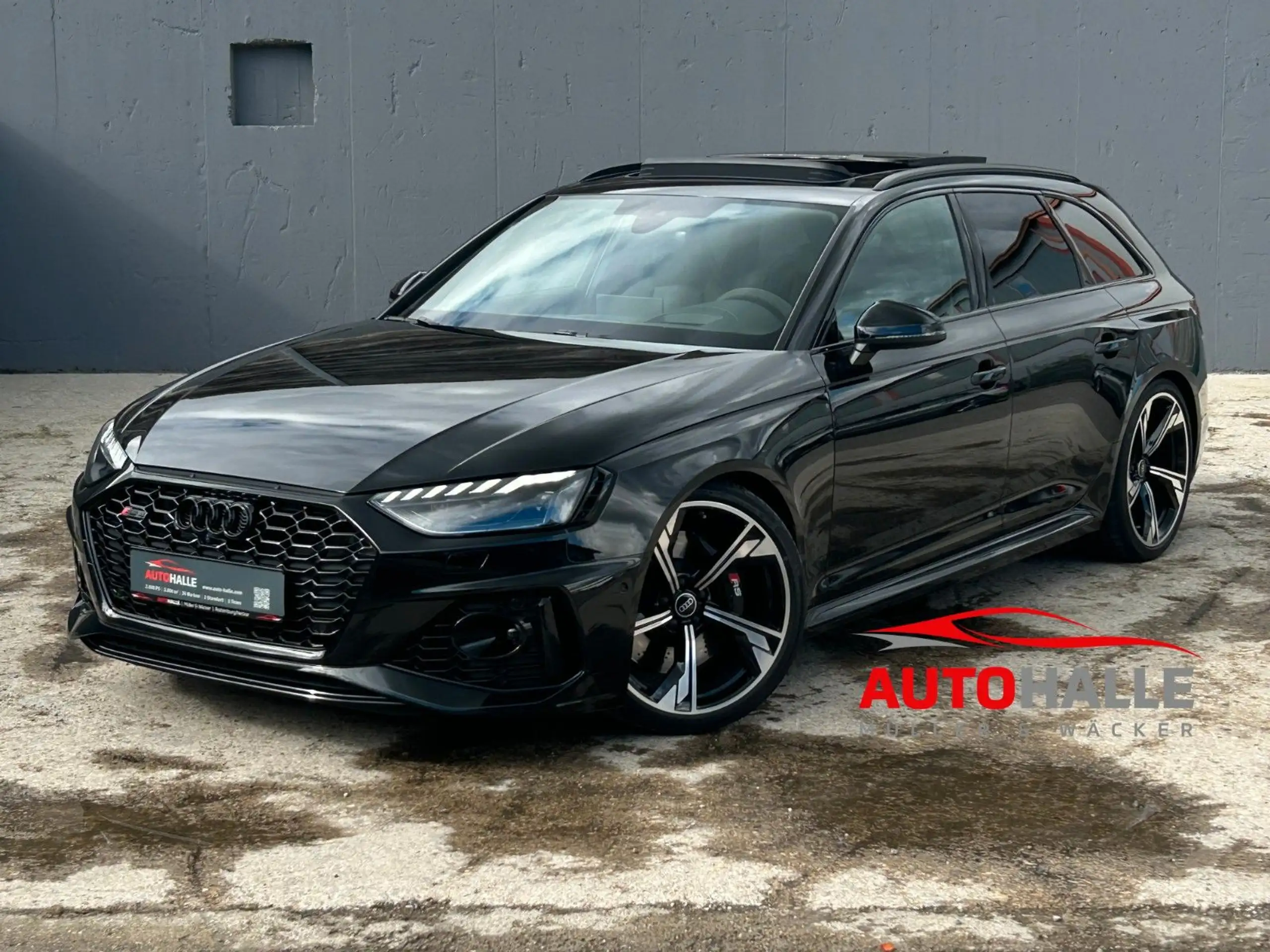 Audi - RS4