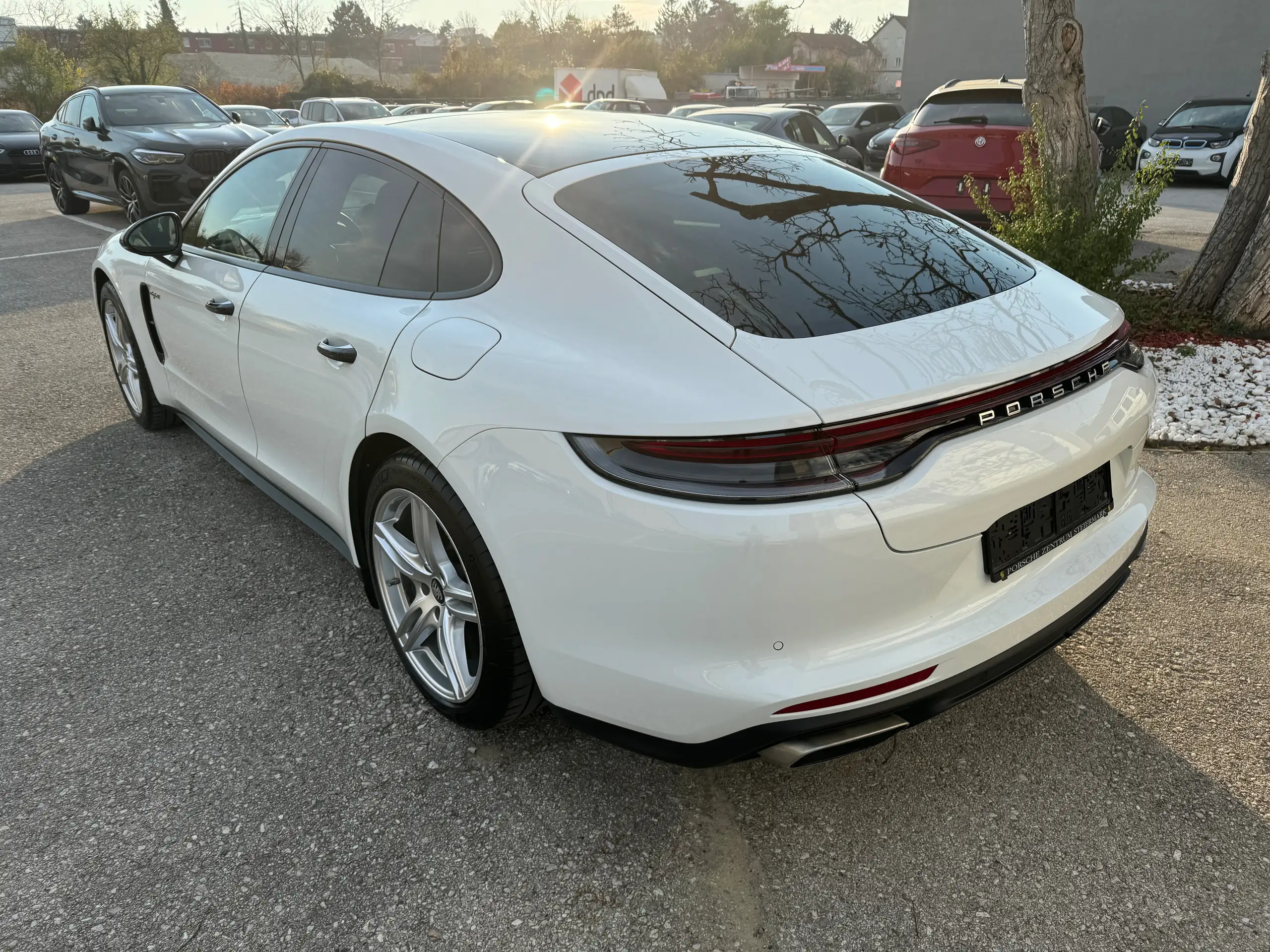 Porsche - Panamera