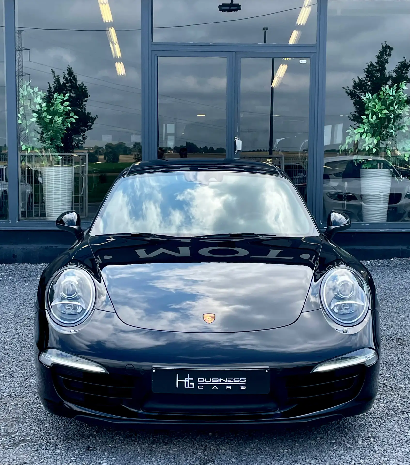 Porsche - 911