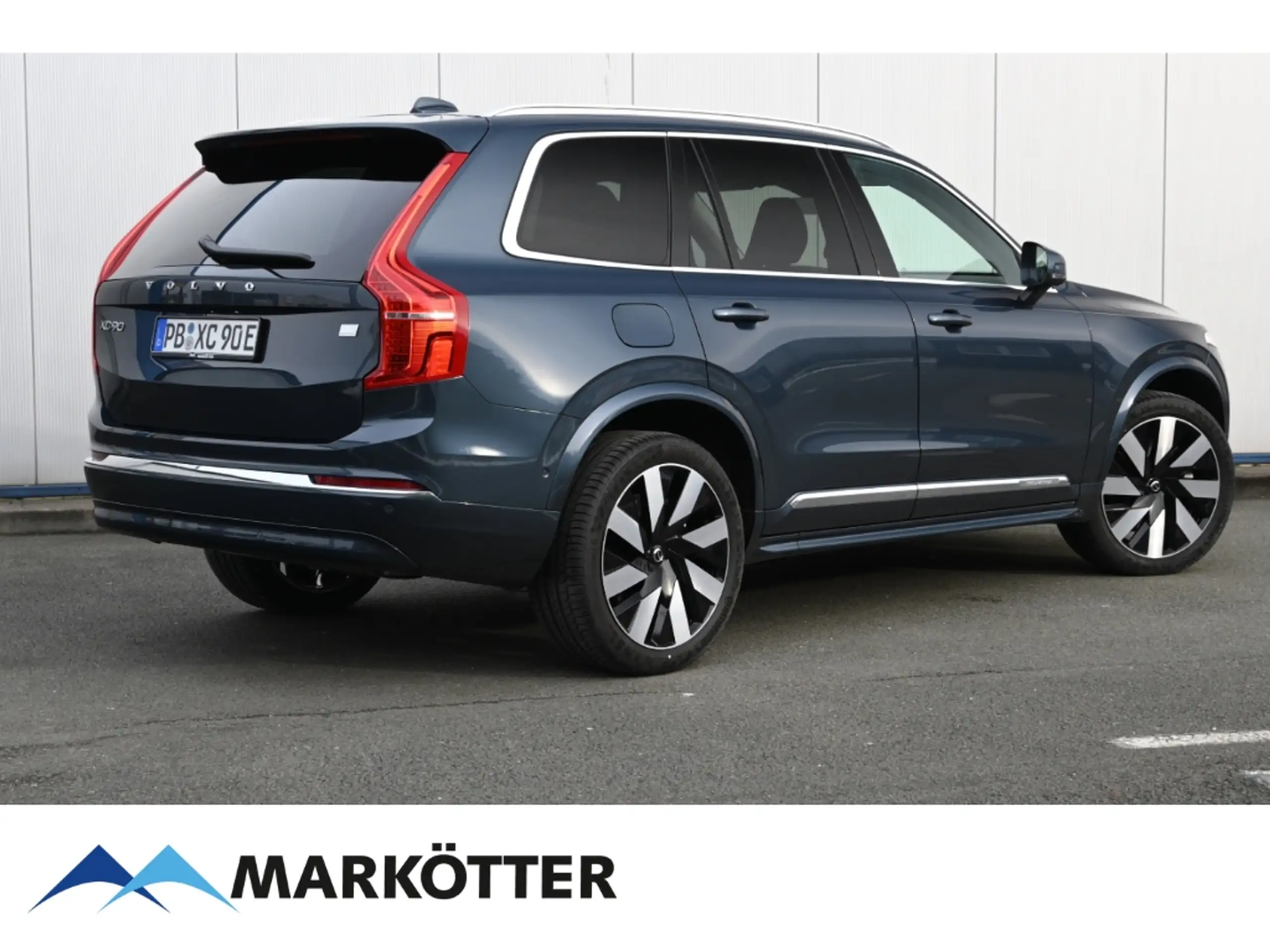 Volvo - XC90