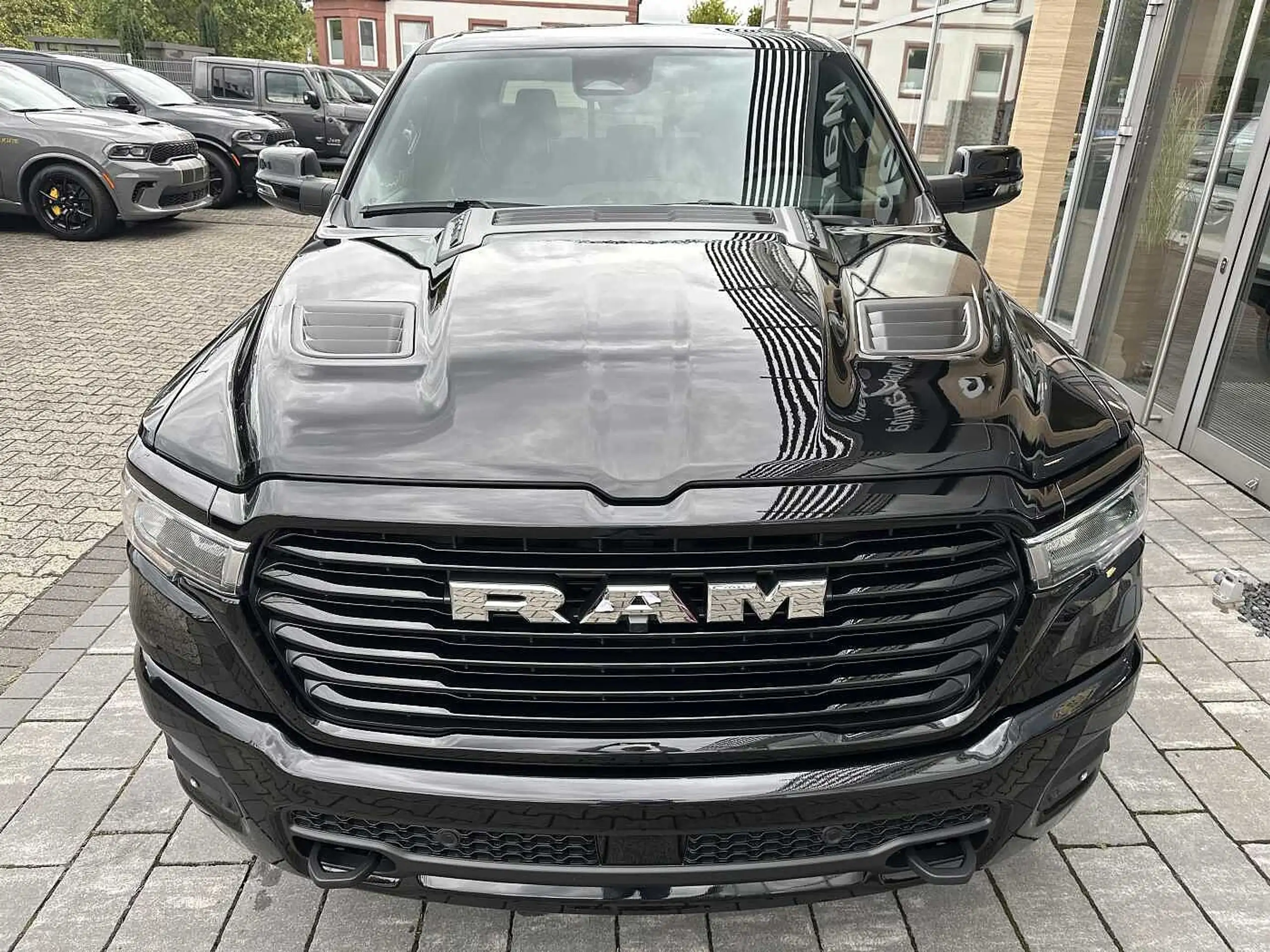 Dodge - RAM