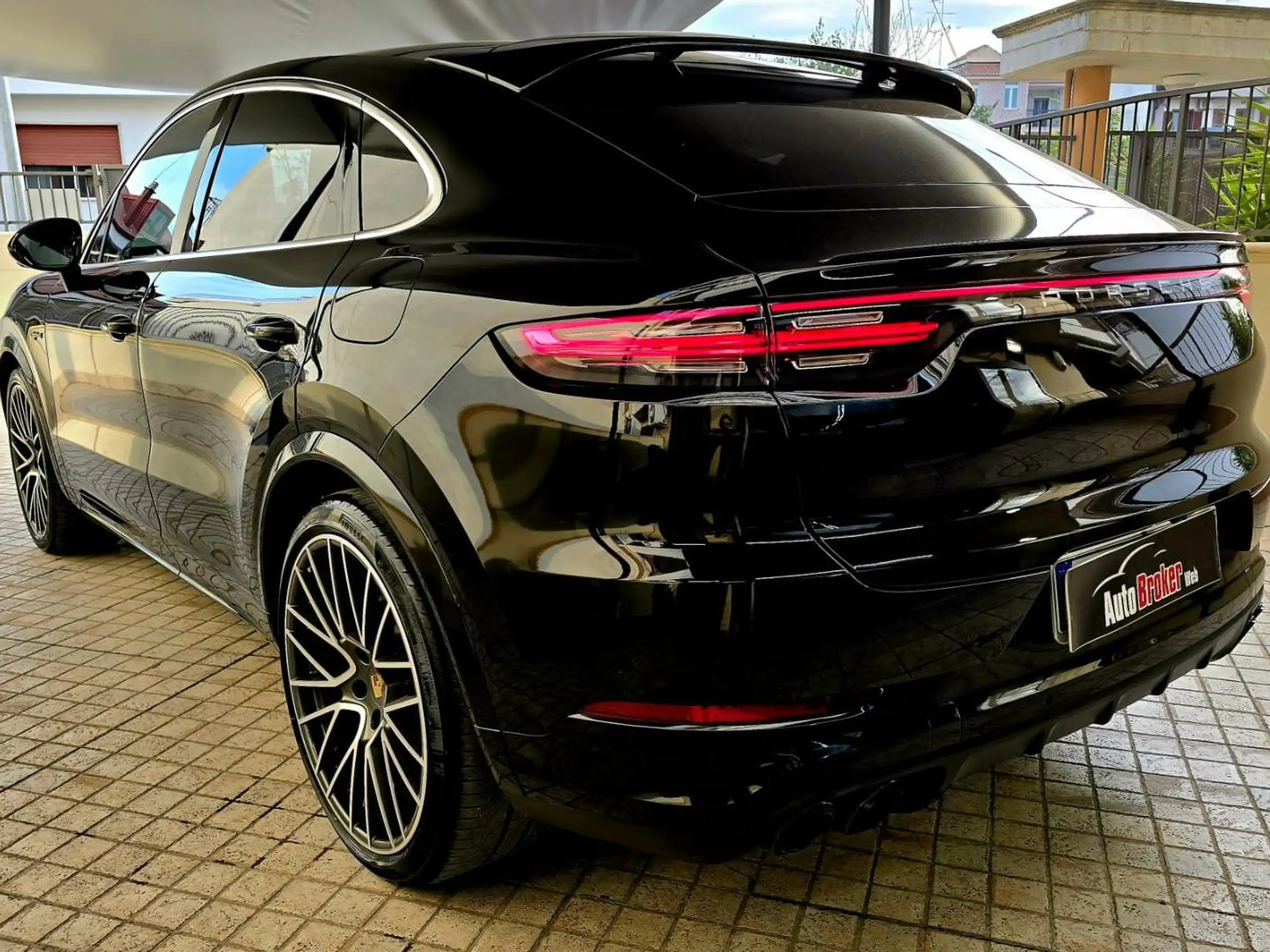 Porsche - Cayenne