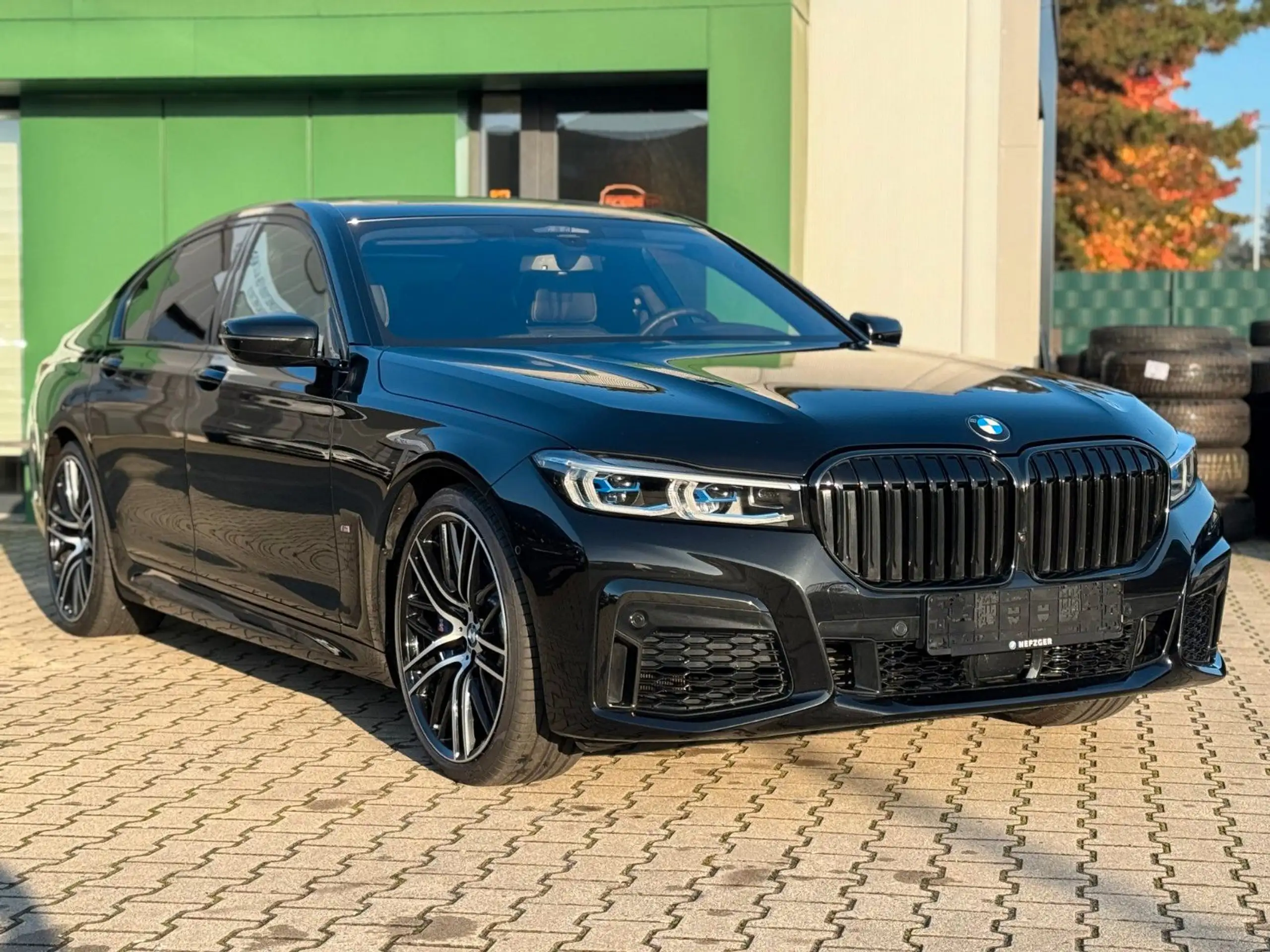 BMW - 750