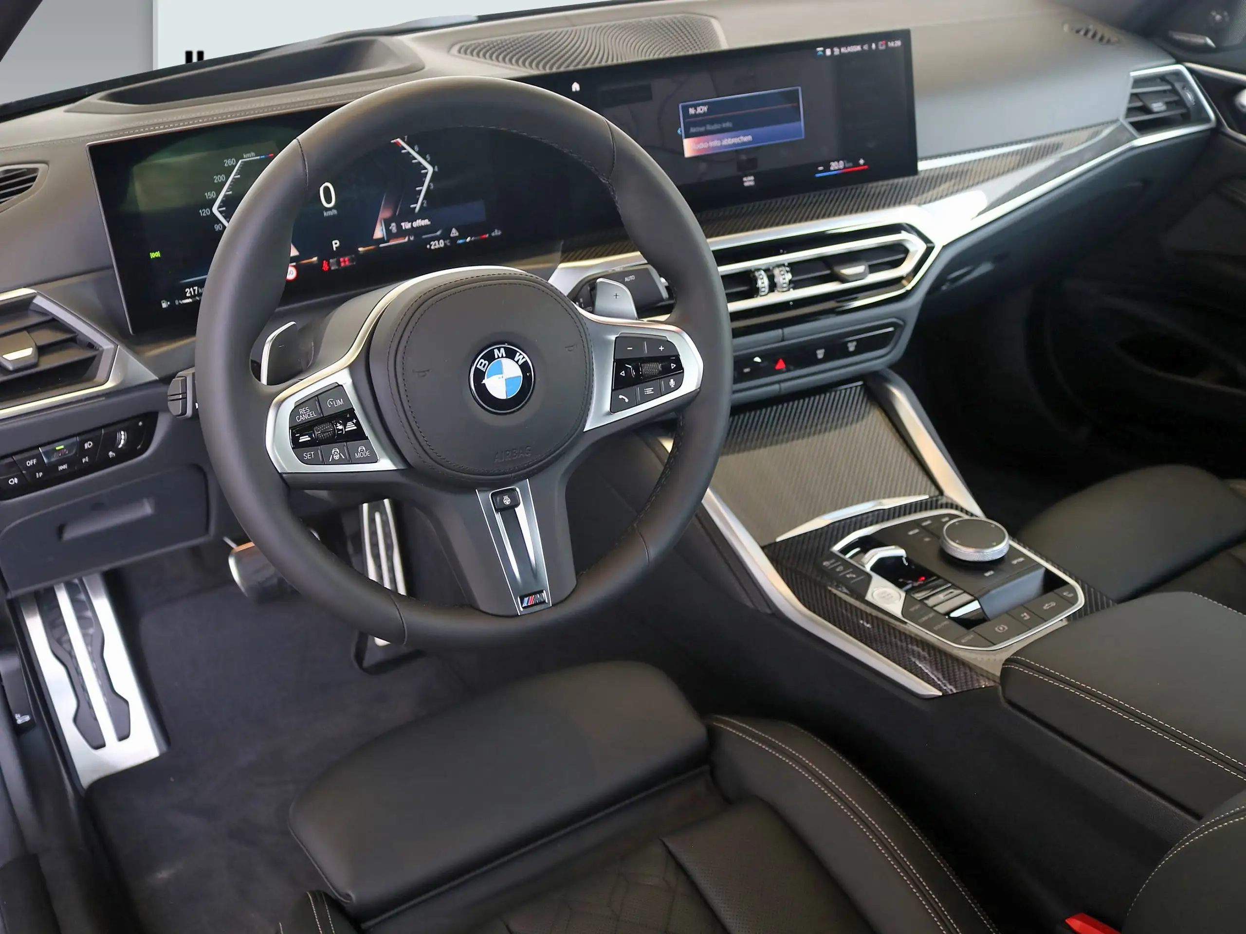 BMW - 440