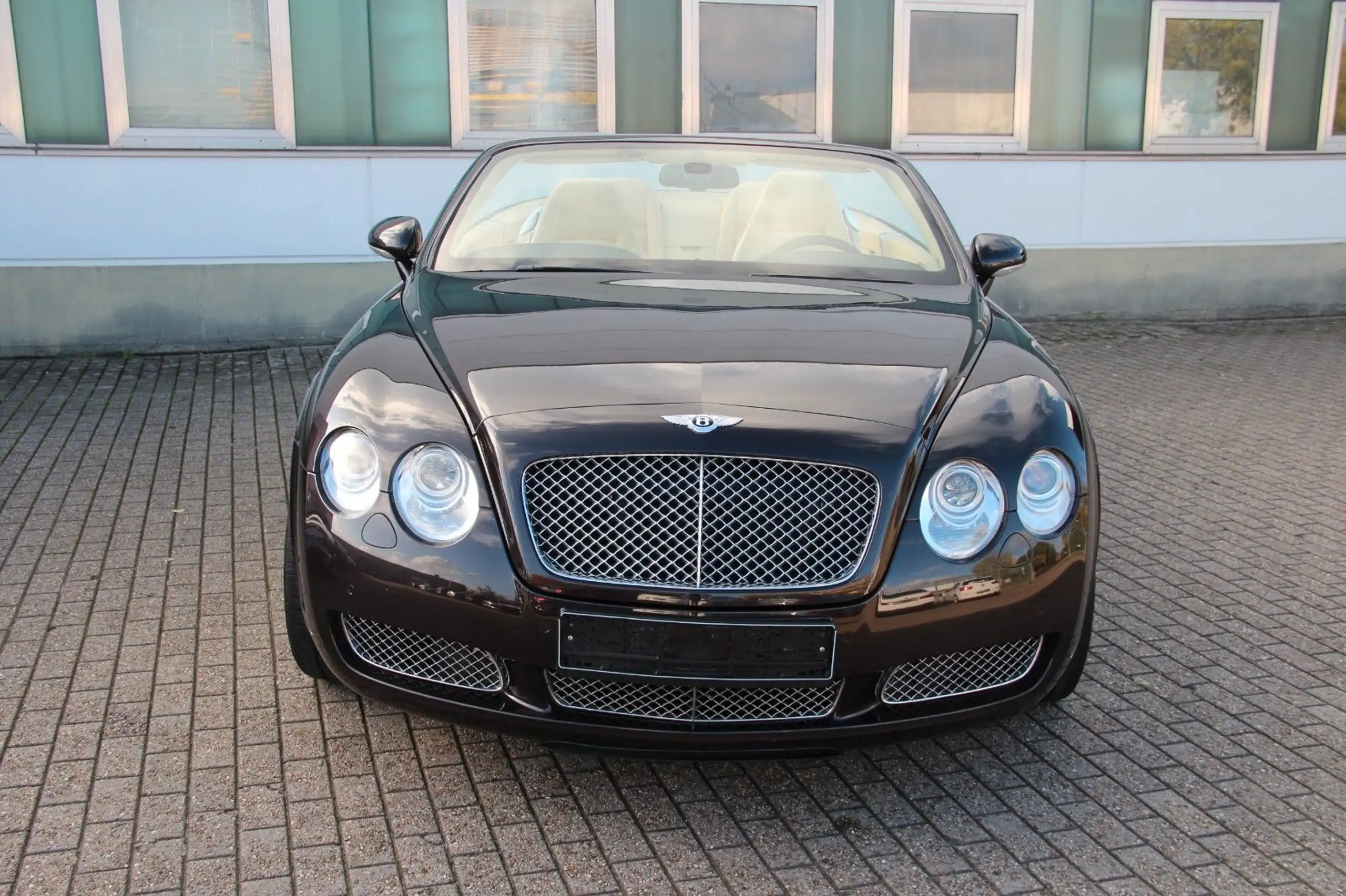 Bentley Continental GTC 2008